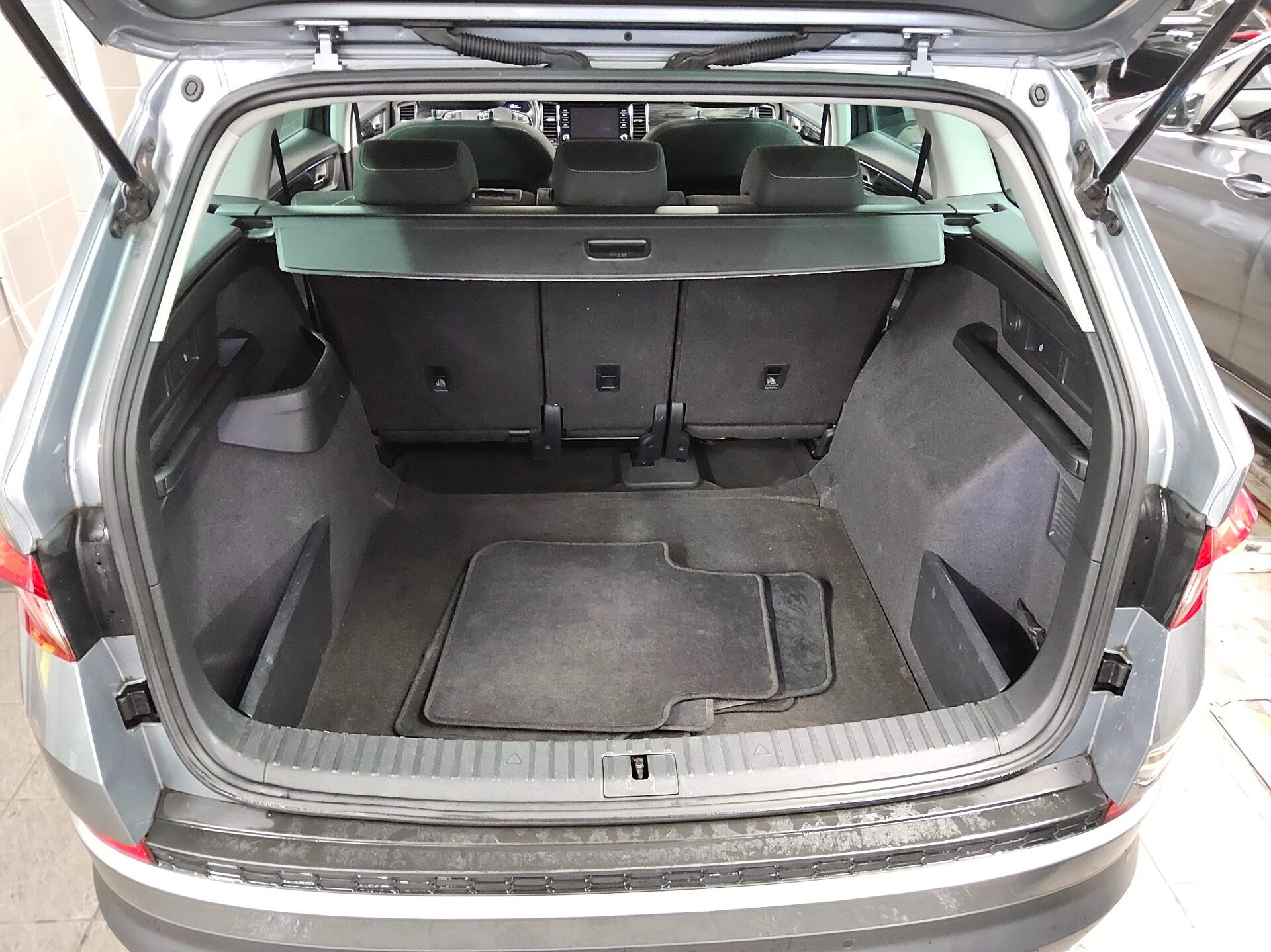 Skoda Kodiaq 2.0 TDI Style Navi LED vc Panorama ACC 13
