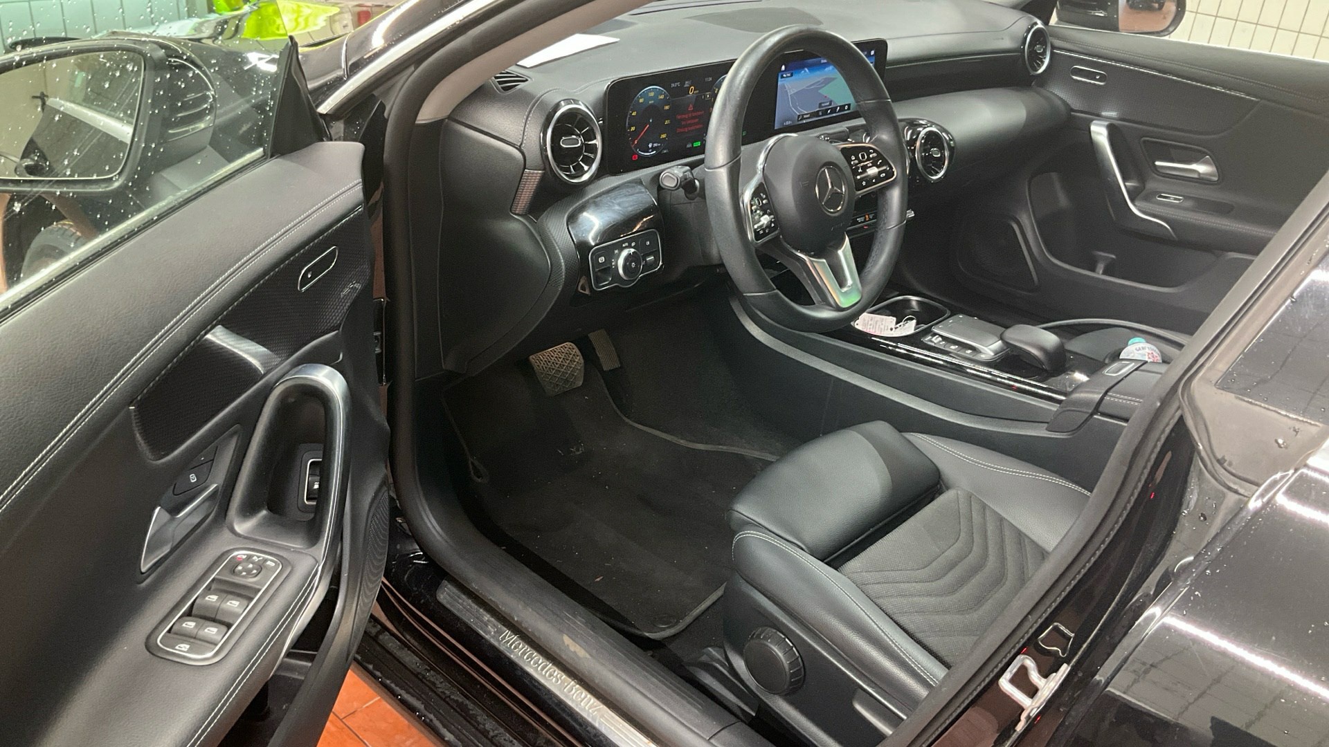 Mercedes-Benz CLA 250 Shooting Brake e Progressive NAVI LED SHZ HUD PDC 5