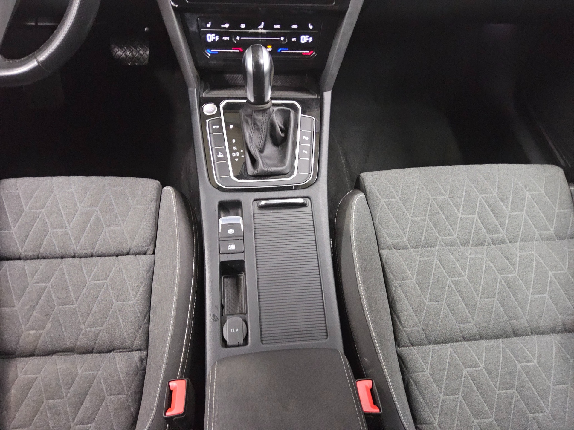 Volkswagen Passat Var. GTE 1.4 TSI Navi Matrix-LED RFK ACC 6