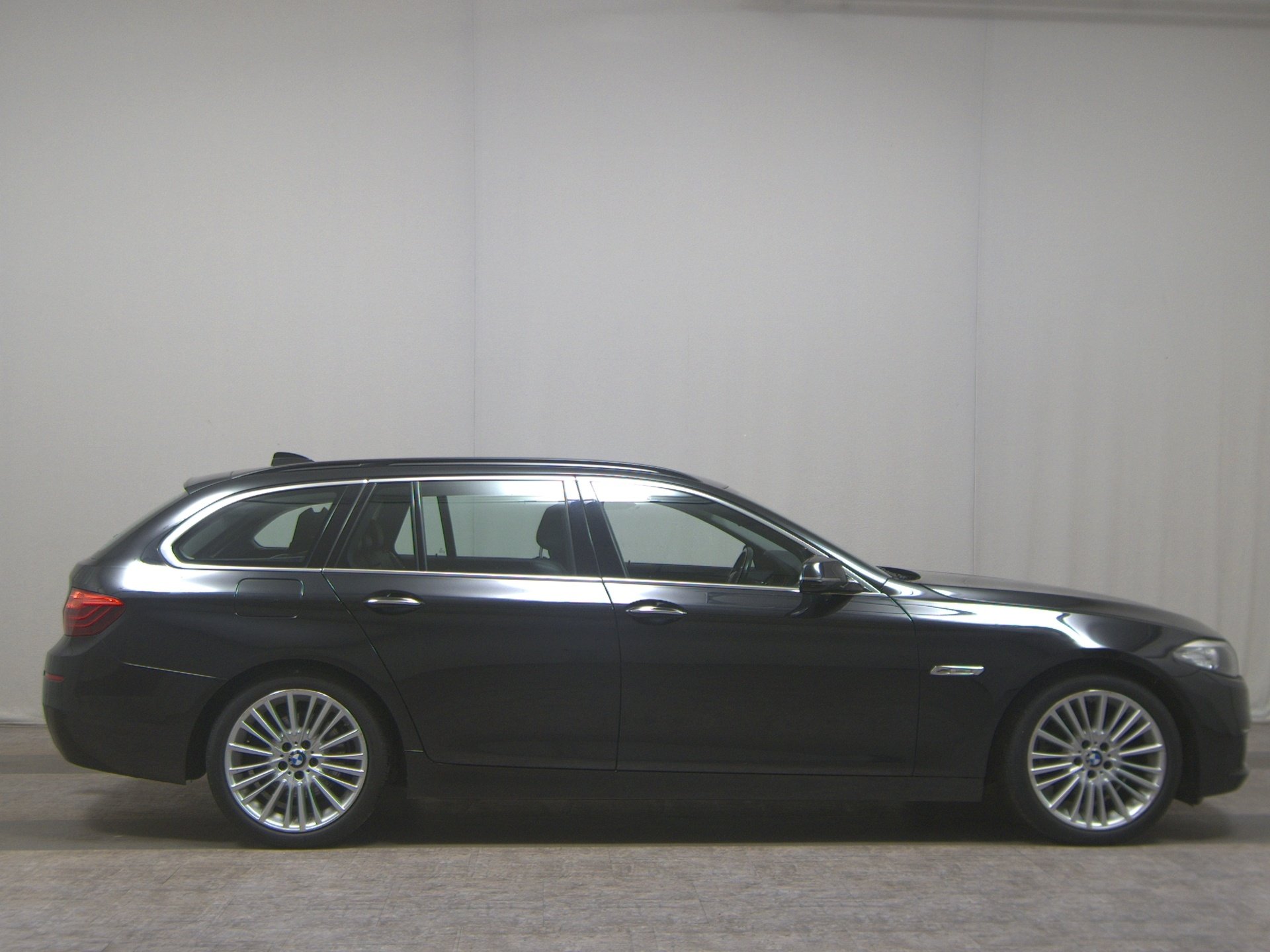 BMW 520dA Touring Leder Navi HiFi Xenon AHK