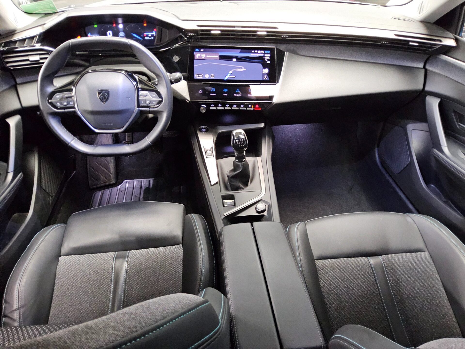 Peugeot 308 1.5 BlueHDI Allure T-Leder Navi LED Shz RFK 5