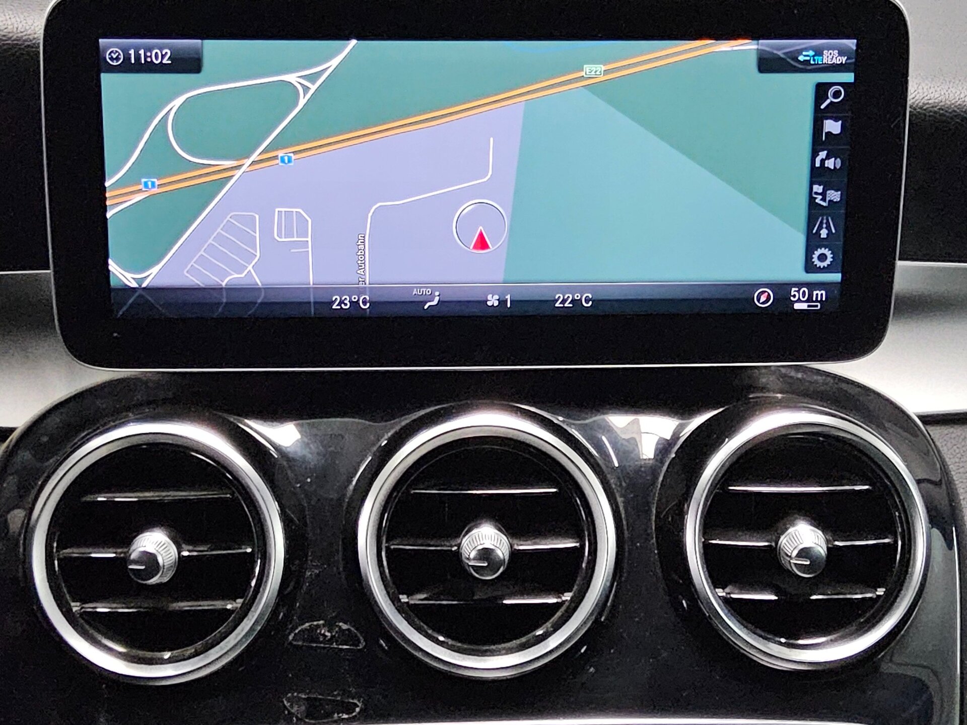 Mercedes-Benz C 200 T d Leder Navi LED RfK AHK Shz Distronic+ 7