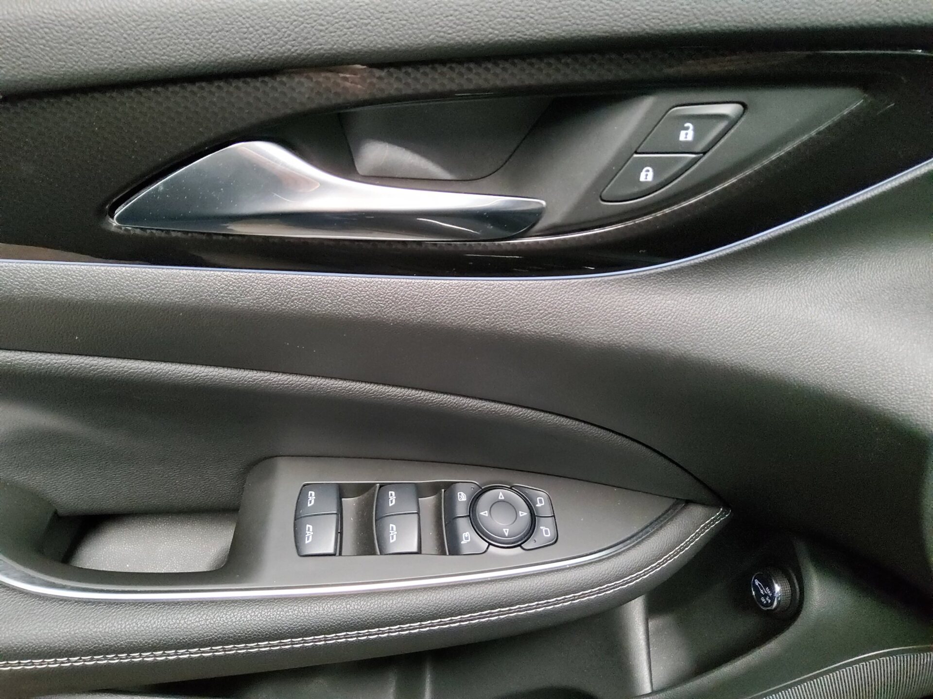 Opel Insignia ST 1.5 D Business Ed. Navi LED Shz 9
