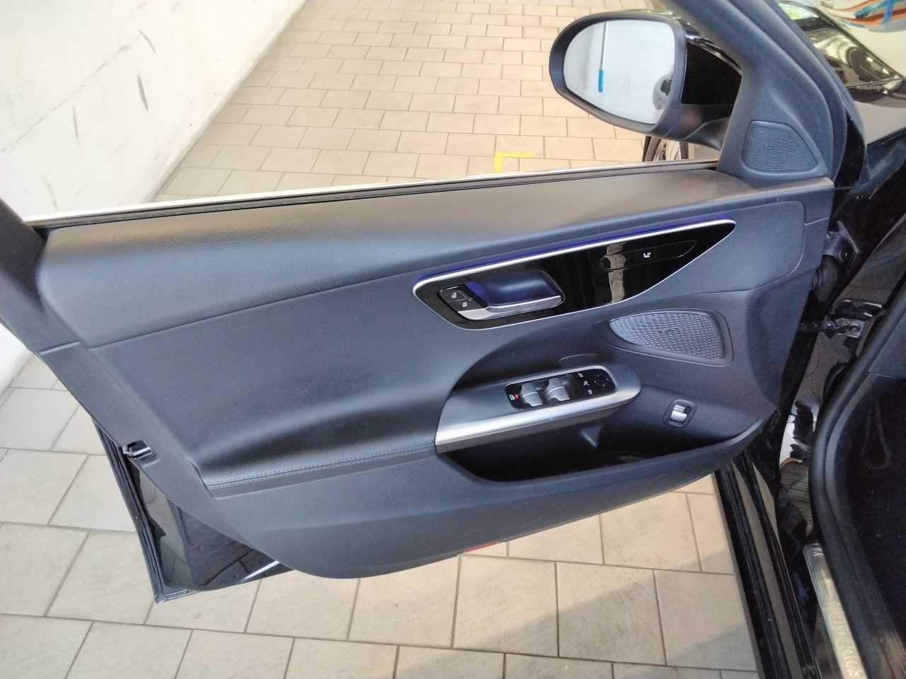 Mercedes-Benz C 220 T d Avantgarde T-Leder NAVI LED SHZ PDC 10