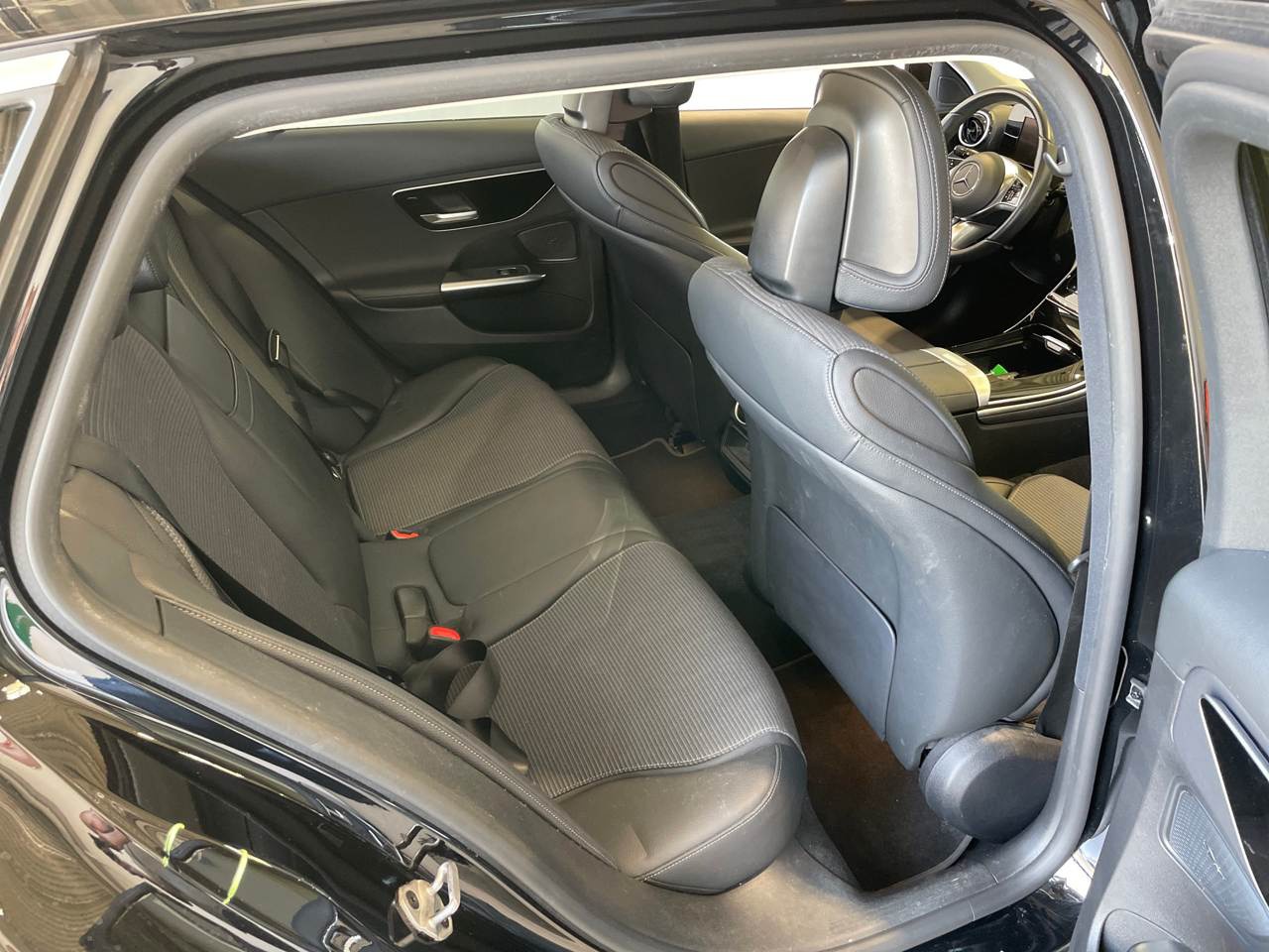 Mercedes-Benz C 220 T d Avantgarde T-Leder NAVI LED SHZ PDC 8