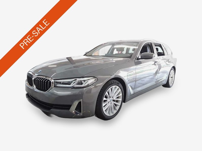 BMW 530e Luxury-Line LEDER KLIMAAUT LED SHZ PDC 2