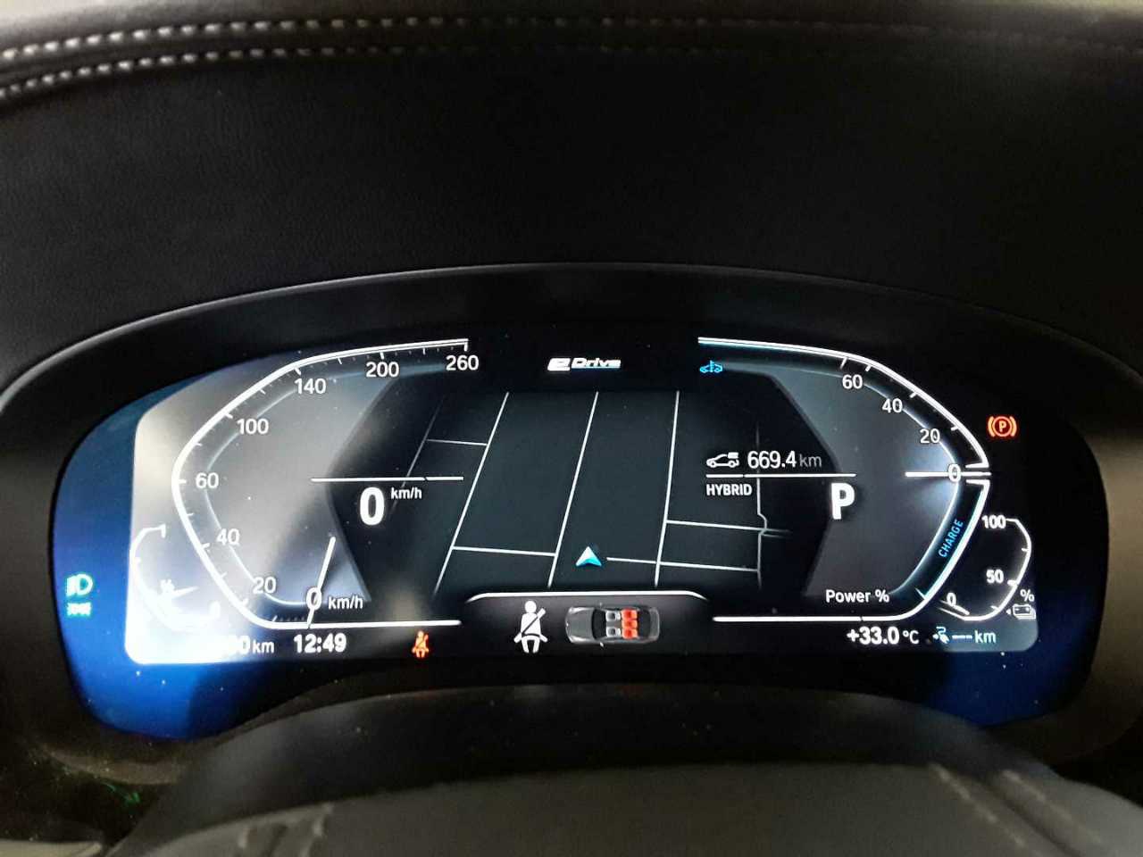BMW 530e Luxury-Line LEDER KLIMAAUT LED SHZ PDC 7
