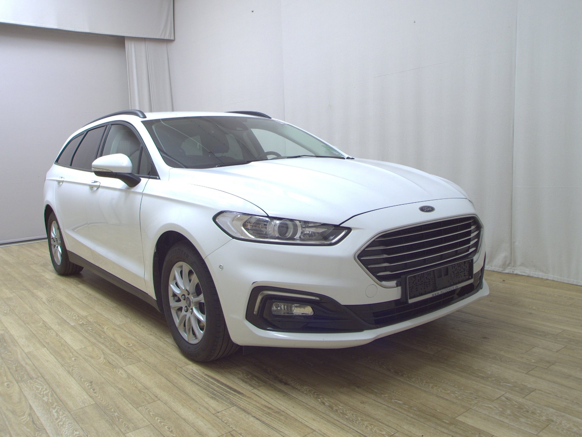 Ford Mondeo Turnier 2.0 EB Trend Navi RFK 4xShz PDC 3