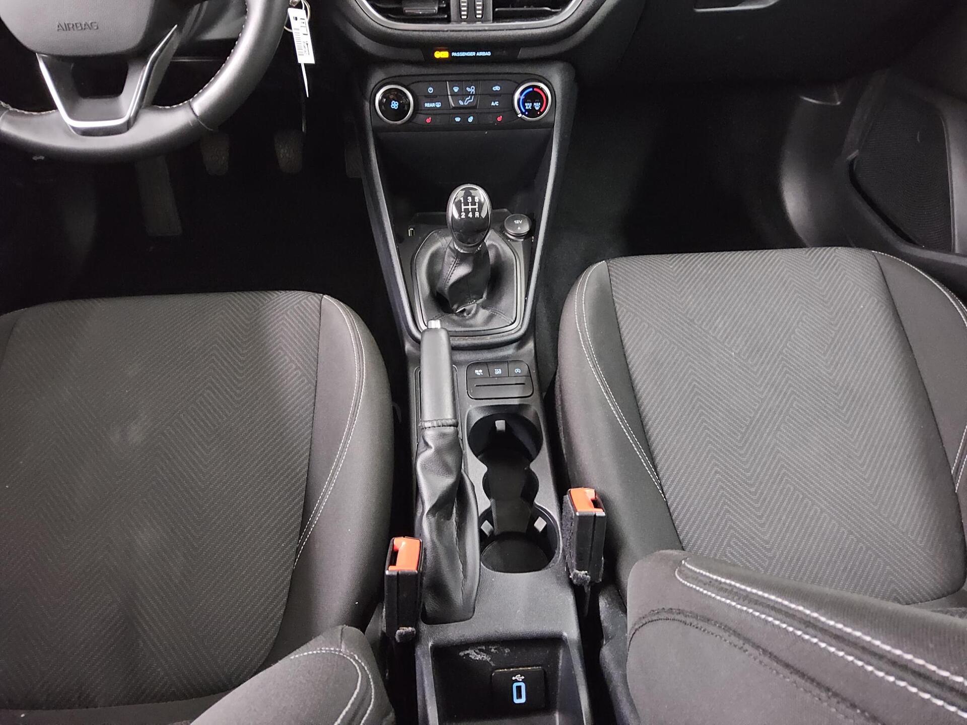 Ford Fiesta 1.1 Cool&Connect Winter Paket PDC 6