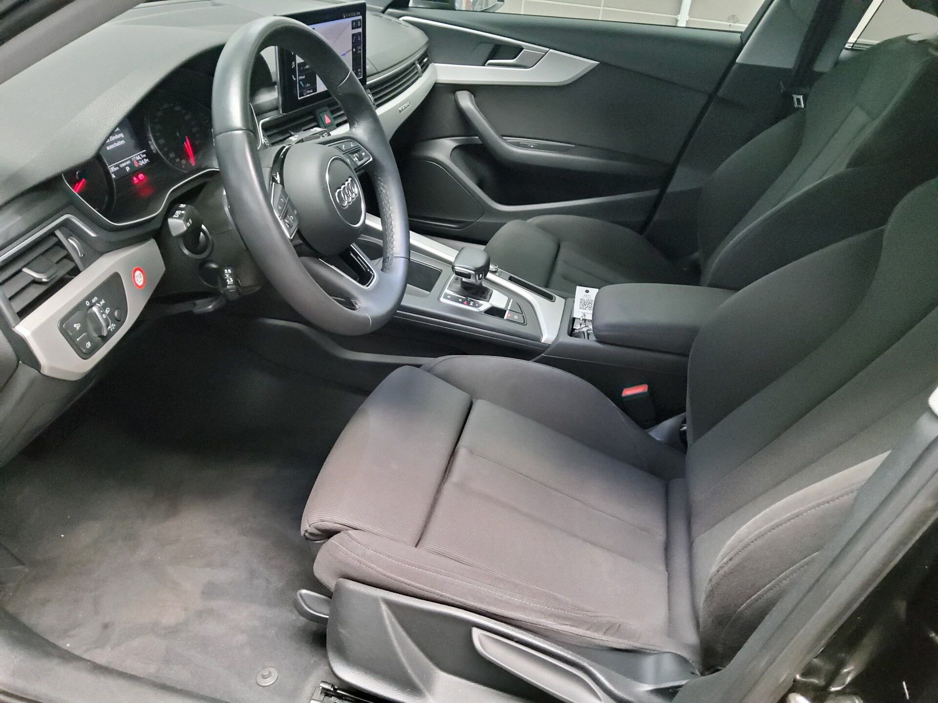Audi A4 Avant 40 TDI Qu. Navi LED Shz Sportsitze PDC 8
