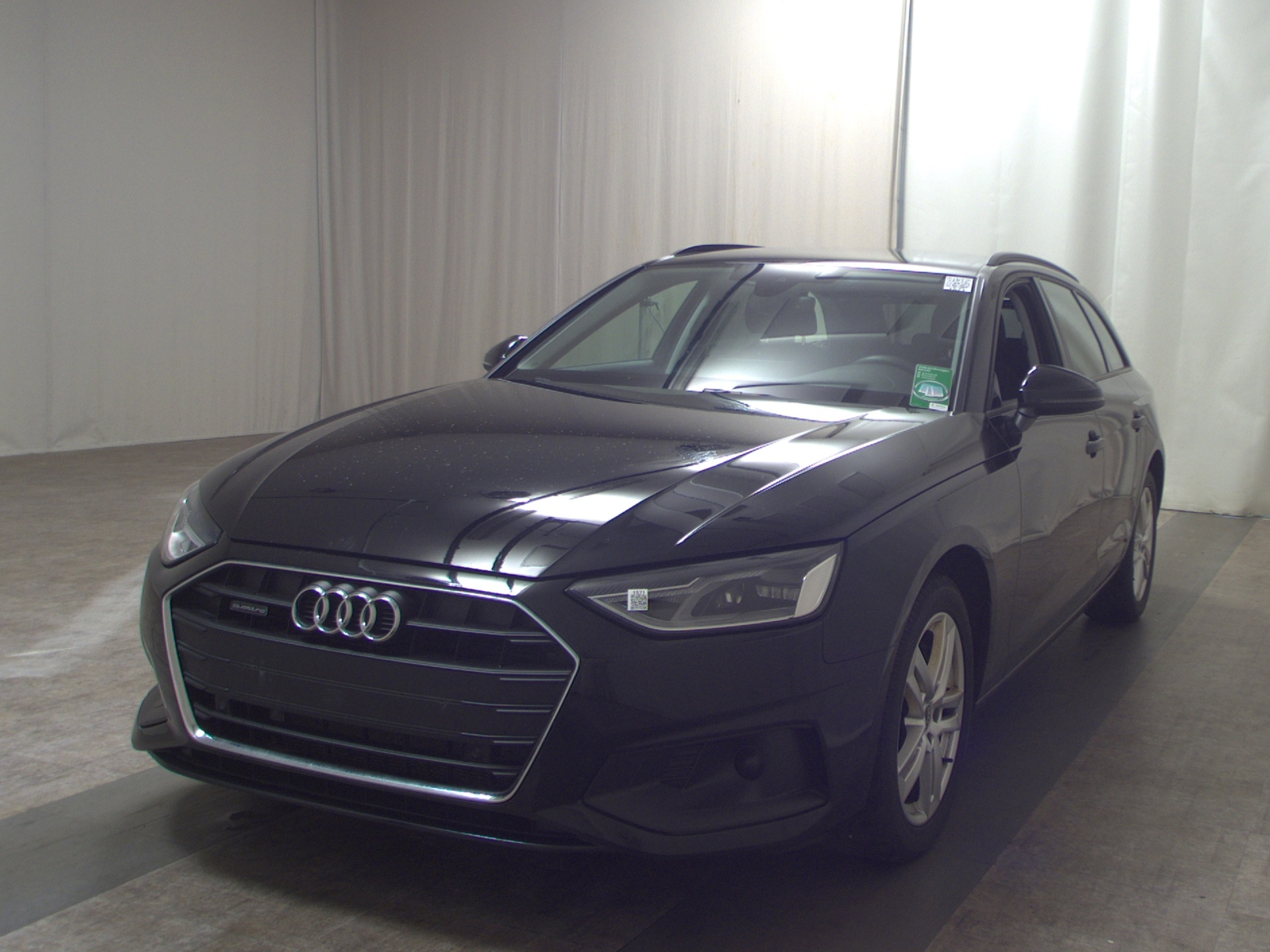 Audi A4 Avant 40 TDI Qu. Navi LED Shz Sportsitze PDC 2