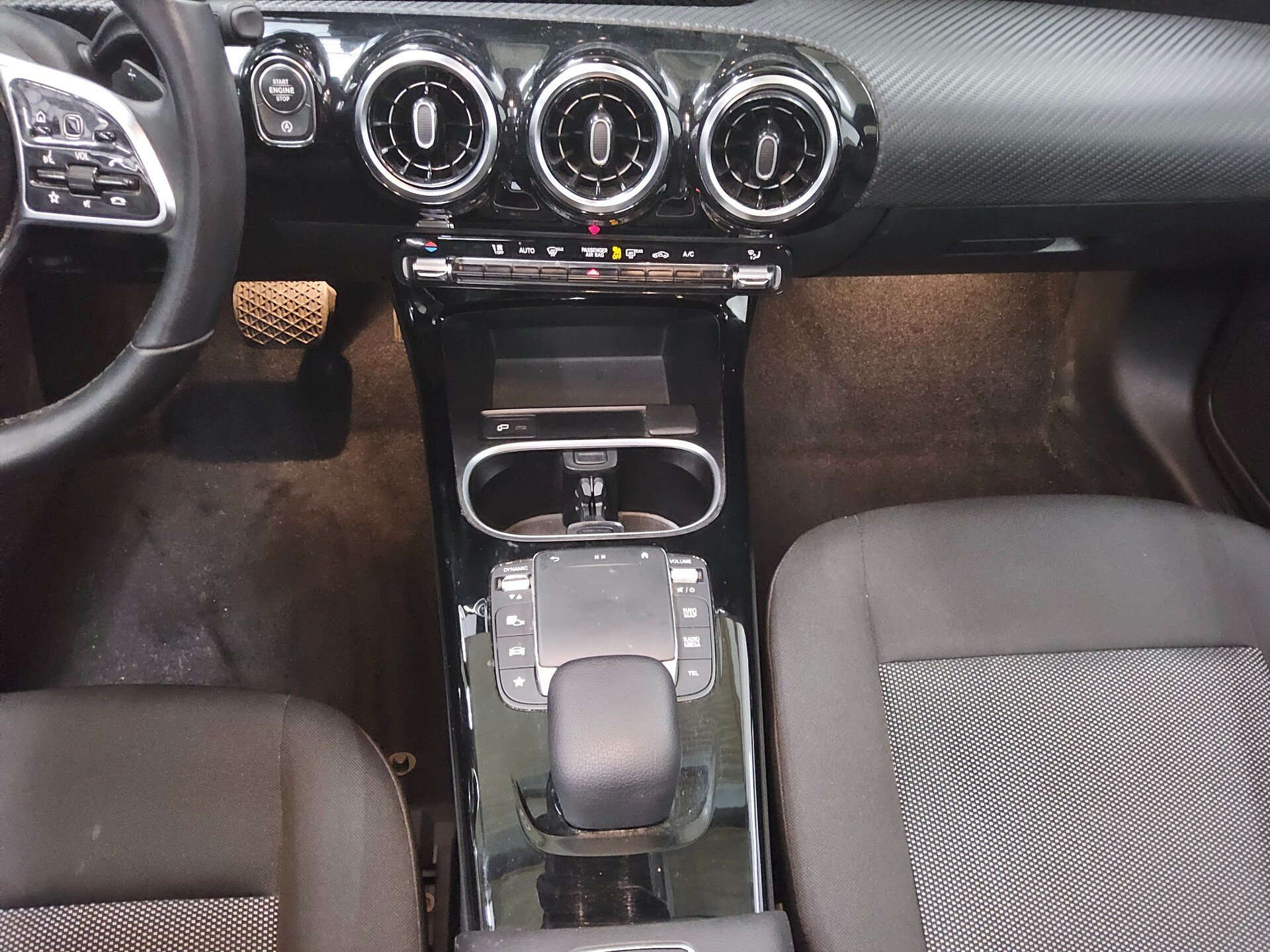 Mercedes-Benz CLA 200 SB d Navi Panorama LED Kamera 6