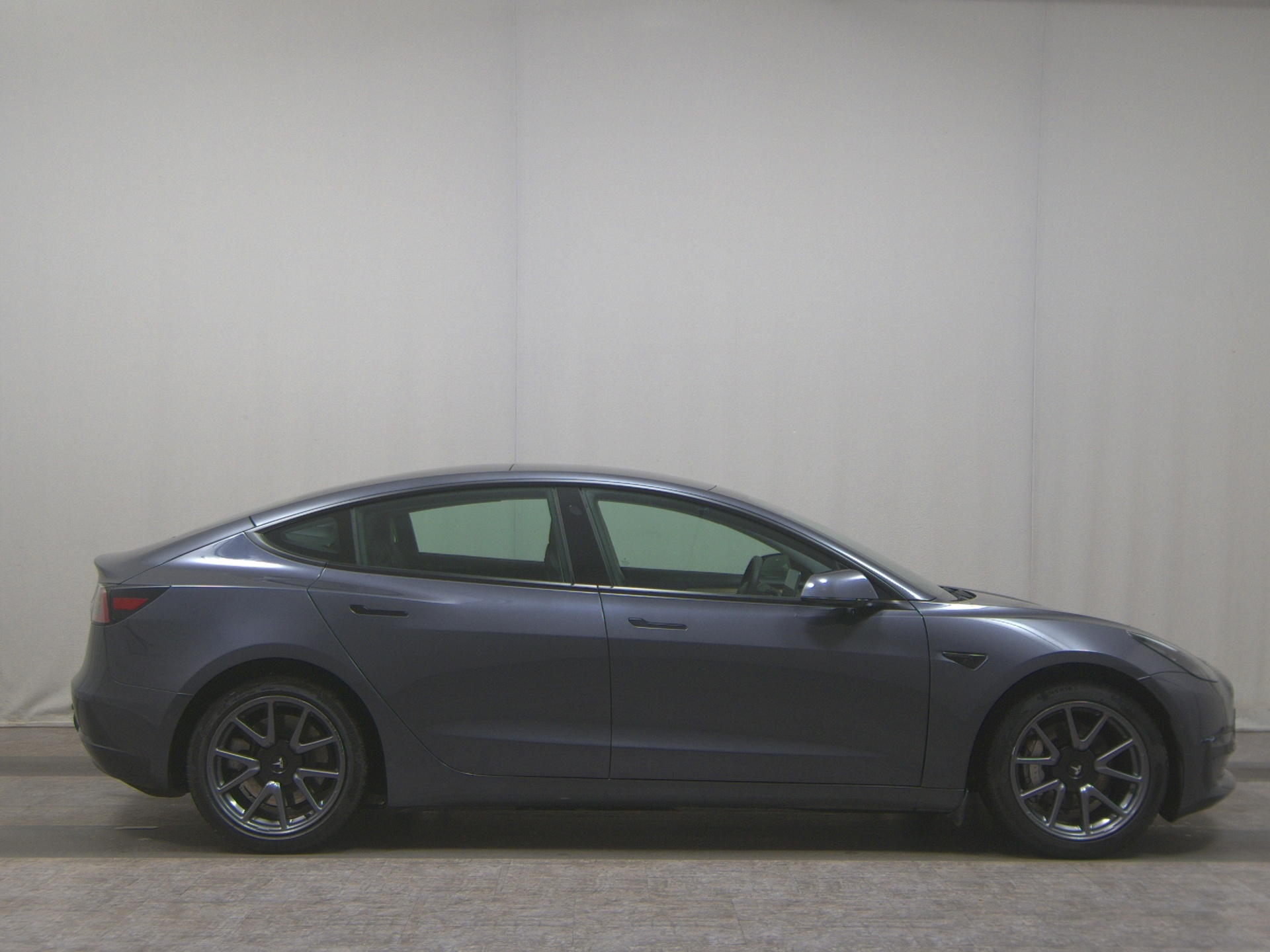 Tesla Model 3 Long Range AWD Navi LED Pano Leder AHK
