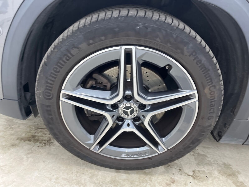 Mercedes-Benz GLA 200 AMG-Line NAVI KLIMA LED SPORTSITZE SHZ 12