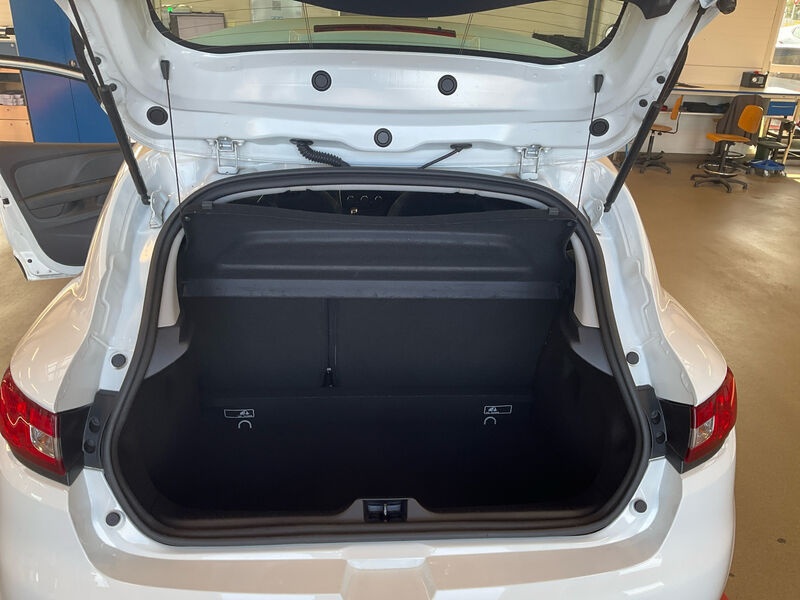 Renault Clio 1.0 RADIO TEMPO 11
