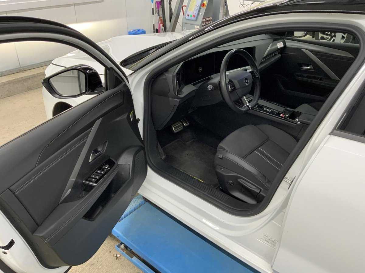 Opel Astra ST 2.0 D GS Line Navi LED Shz T-Leder RFK 7