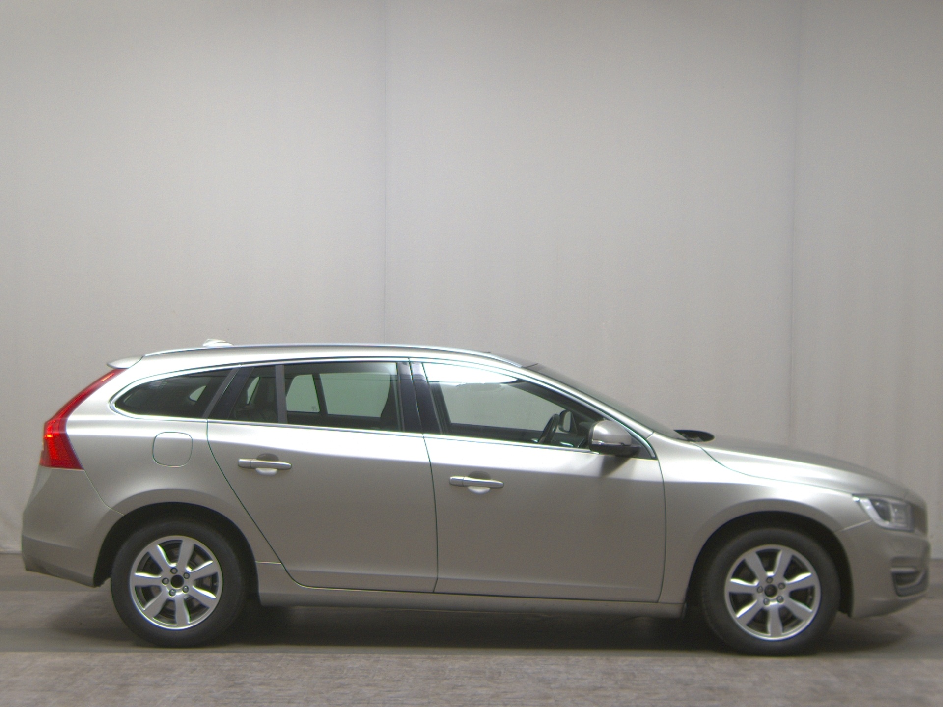 Volvo V60 D4 Leder Navi GSD Xenon