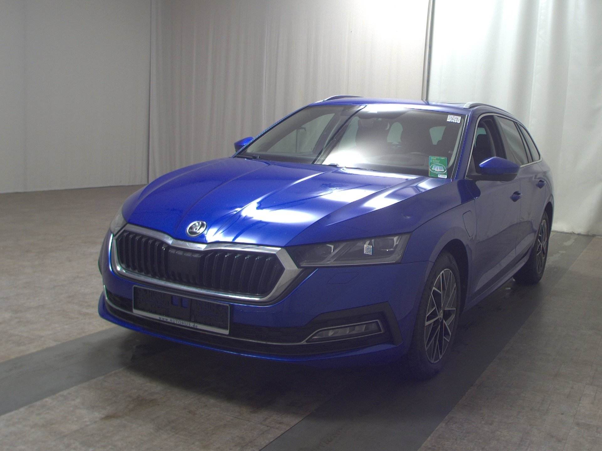 Skoda Octavia Kombi 1.4 TSI iV Style Navi LED HuD Pano 2
