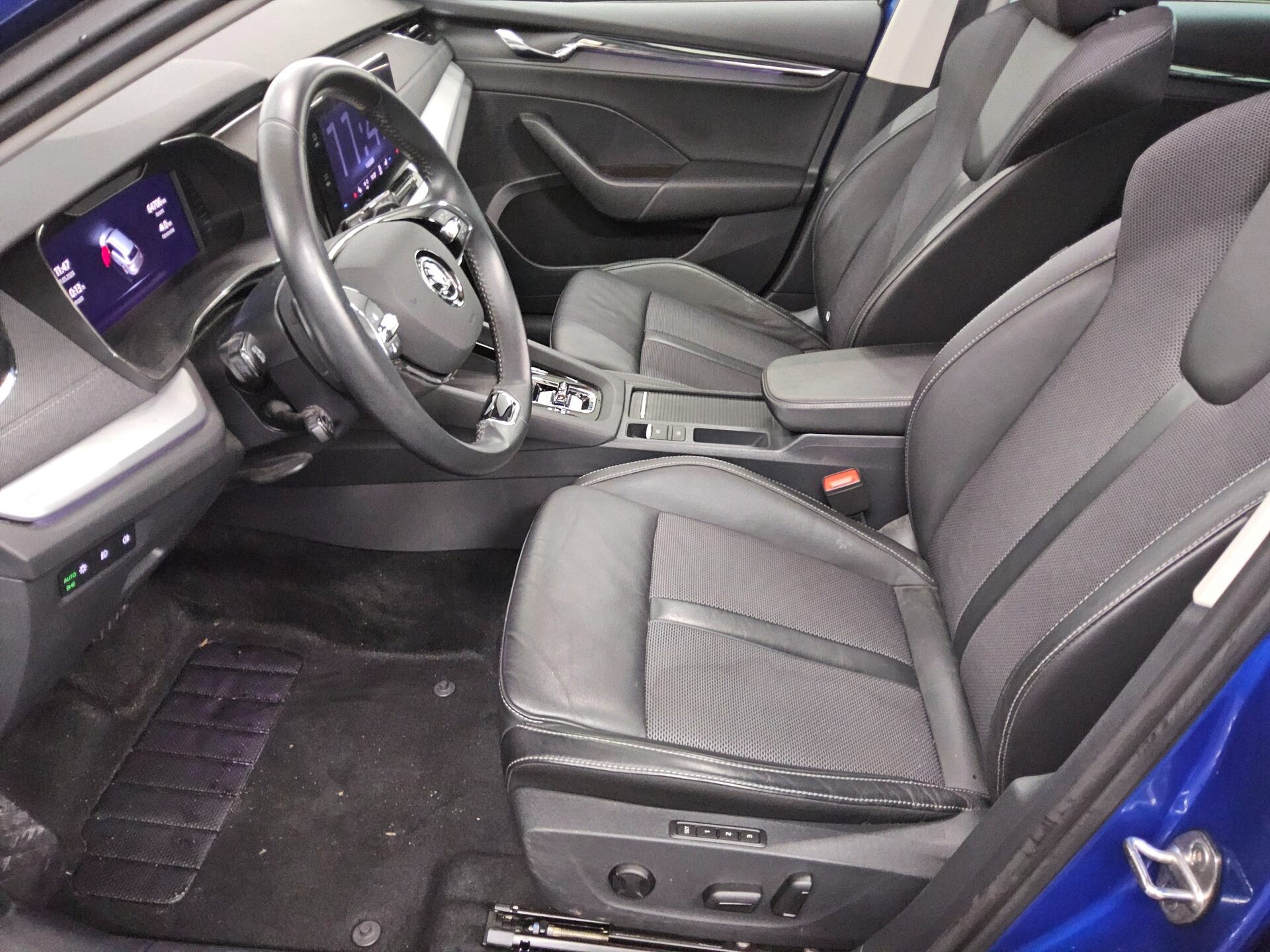 Skoda Octavia Kombi 1.4 TSI iV Style Navi LED HuD Pano 9