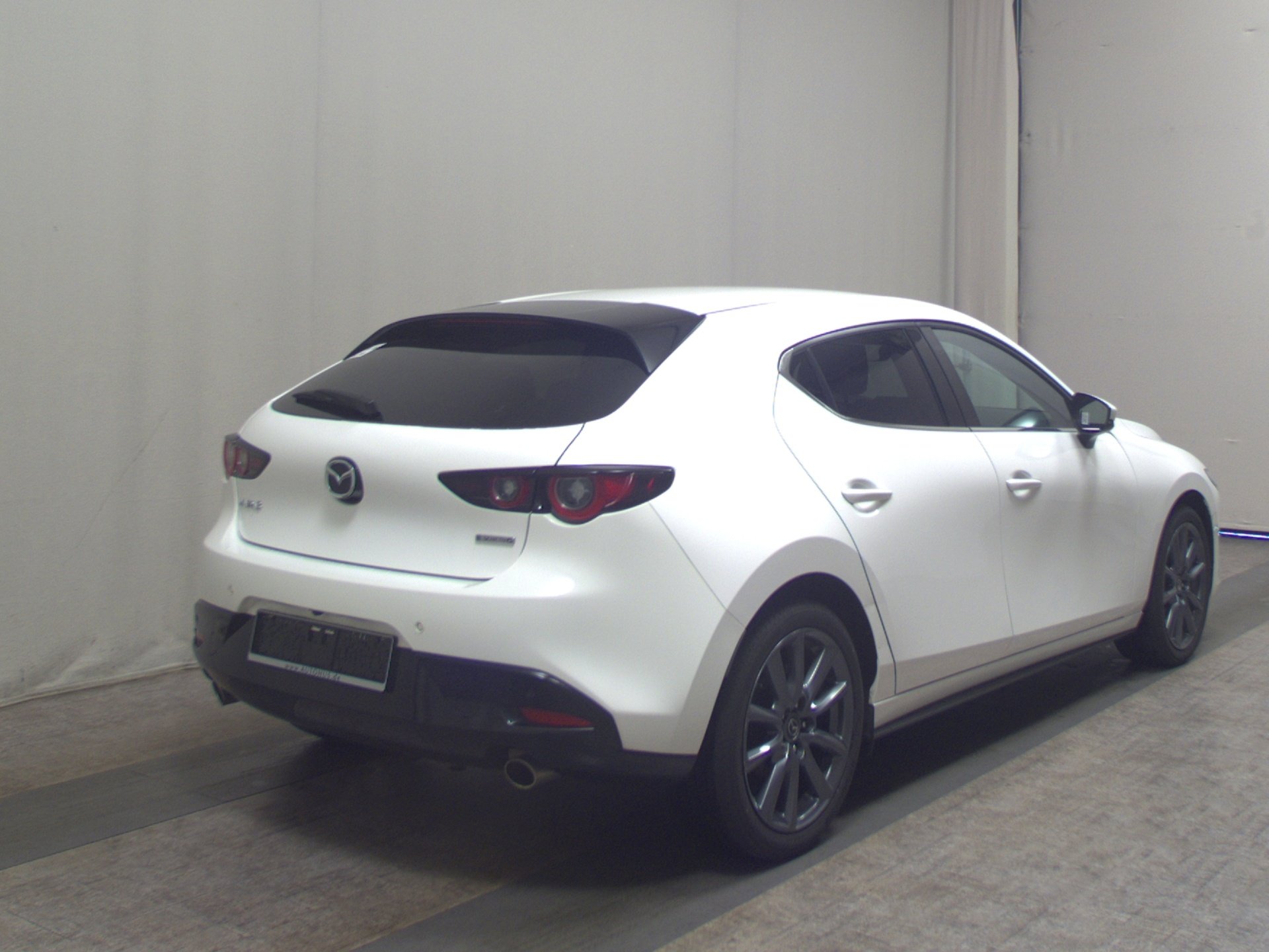 Mazda 3 2.0 SKYACTIV-G Navi LED HuD RfK 4