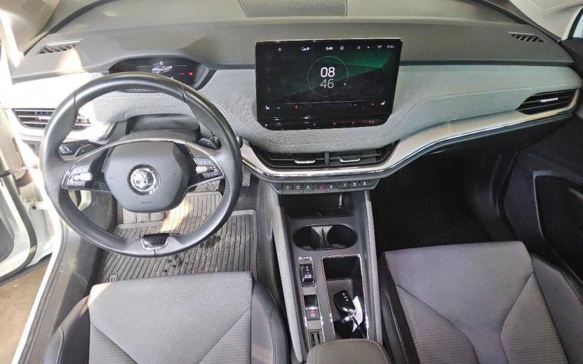 Skoda Enyaq iV 80 Loft NAVI LED SHZ AHK PDC 5