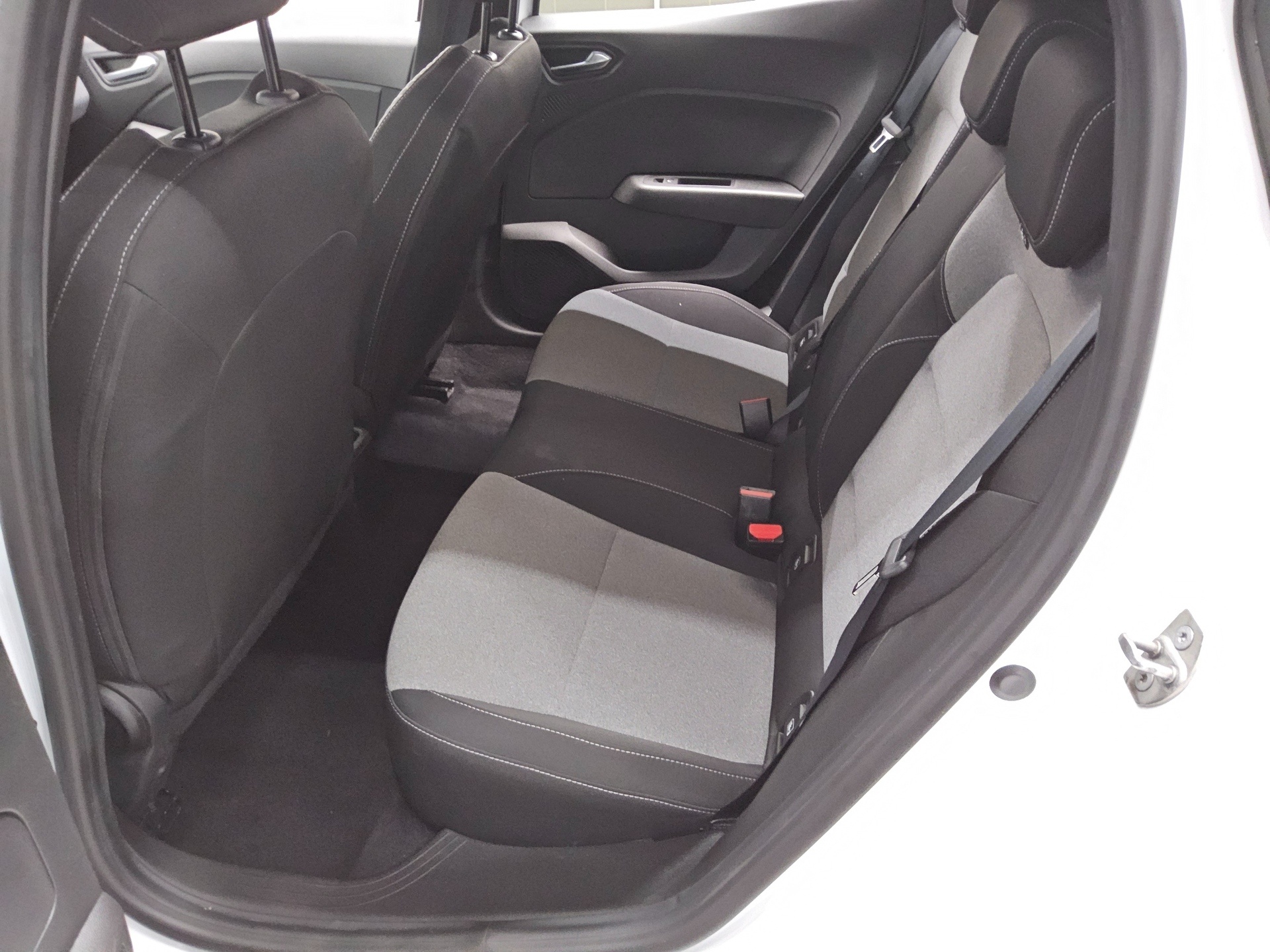 Renault Clio 1.0 LED PDC Shz 13