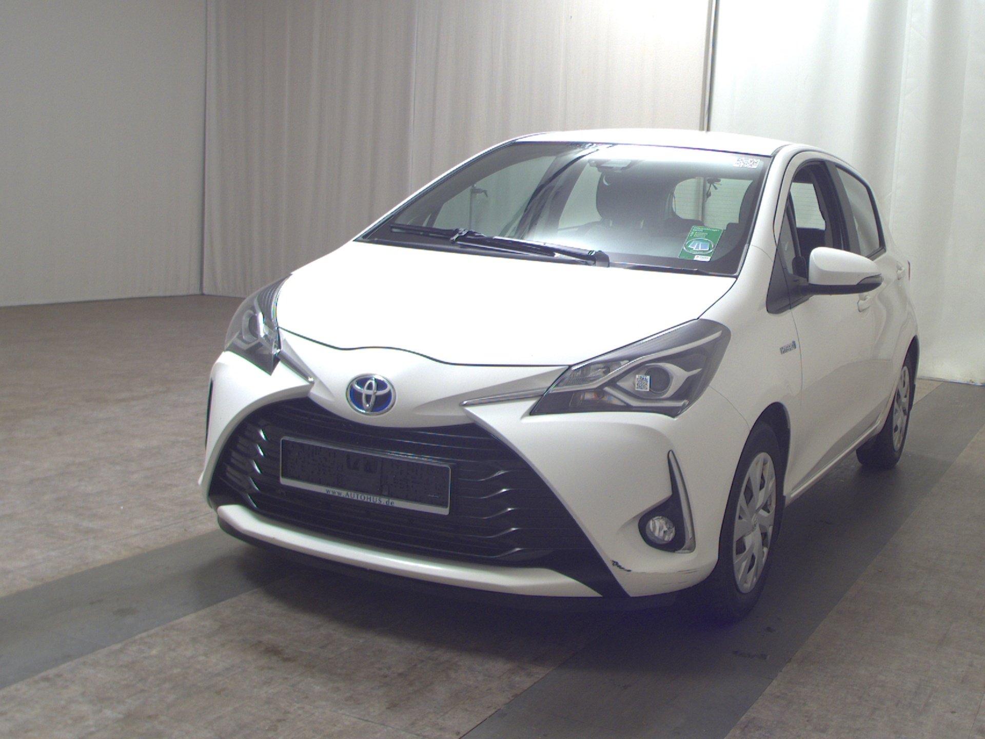 Toyota Yaris 1.5 Navi 2
