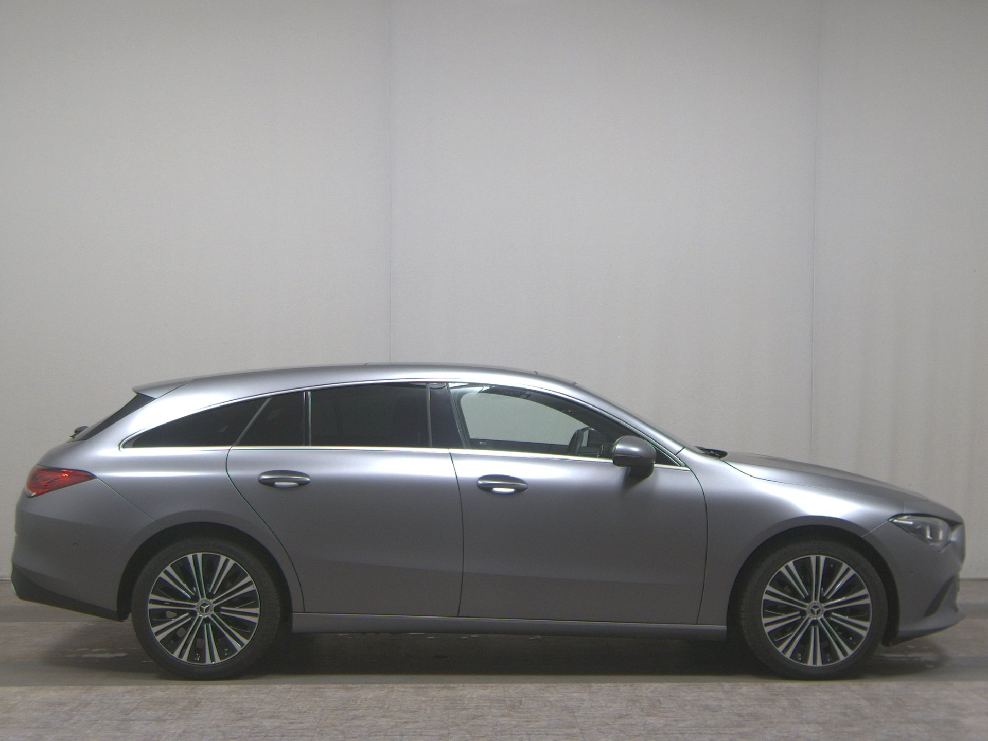 Mercedes-Benz CLA 200 SB d Progressive Navi LED Leder RFK Pano