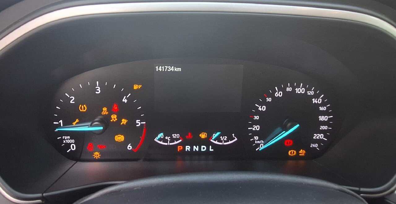 Ford Focus 1.5 EB Cool&Connect Navi LED RFK ACC SHZ 7