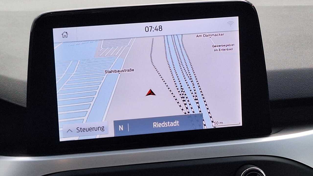 Ford Focus 1.5 EB Cool&Connect Navi LED RFK ACC SHZ 8