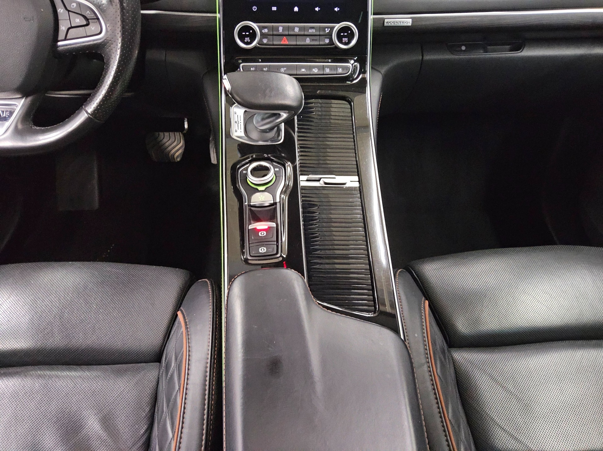 Renault Espace 2.0 dCi Initiale Paris Navi Matrix Pano 6