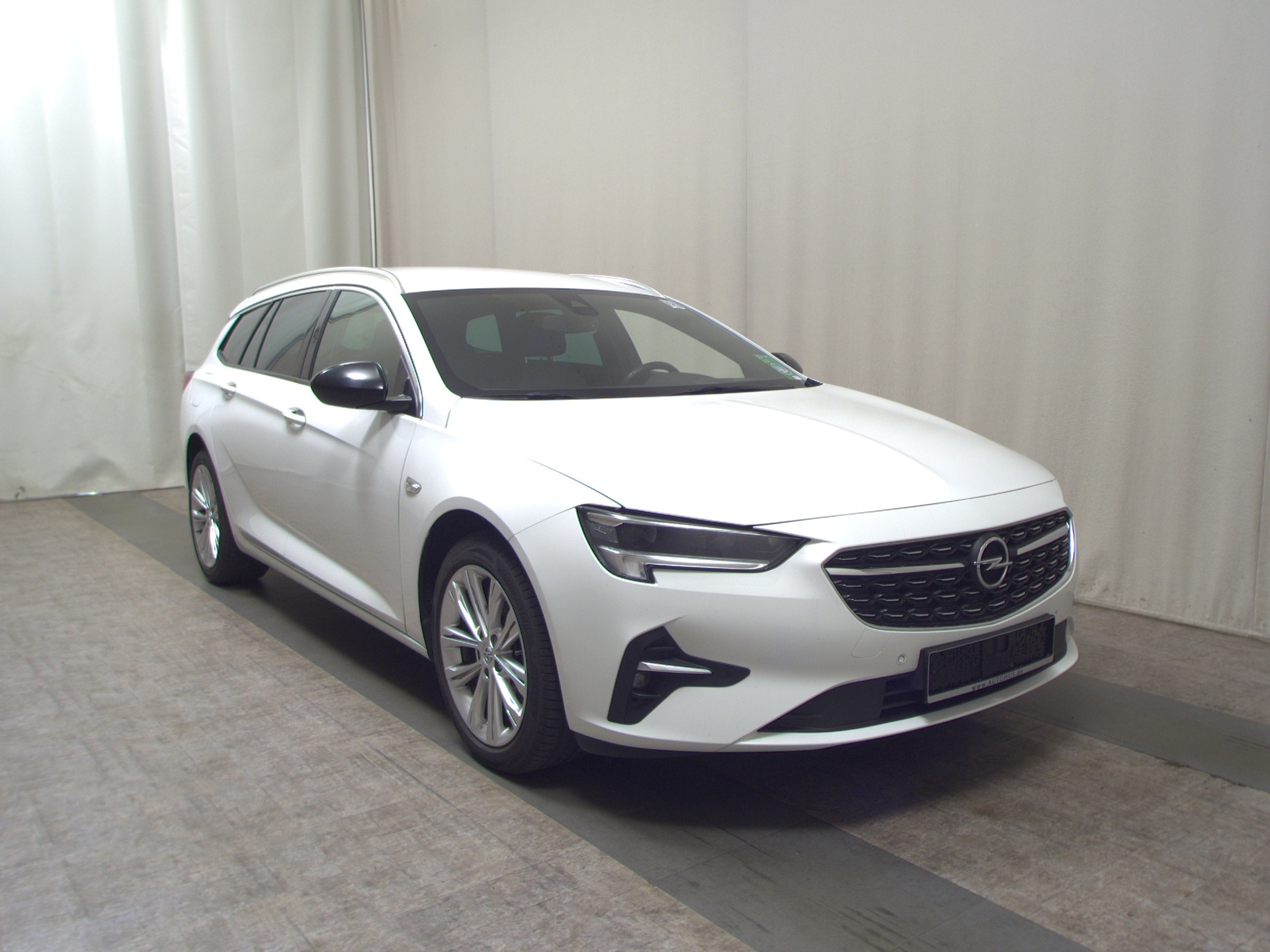 Opel Insignia ST 2.0 D Business Elegance Navi LED Leder Shz PDC 3