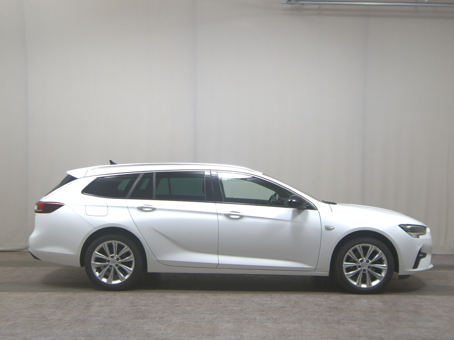 Opel Insignia ST 2.0 D Business Elegance Navi LED Leder Shz PDC