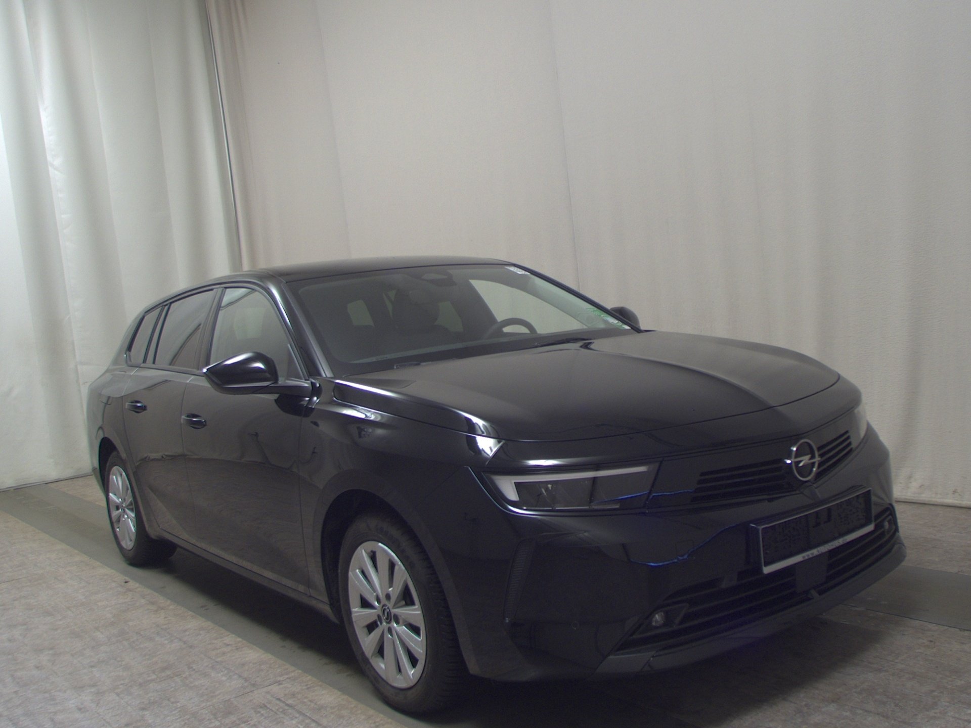 Opel Astra ST 1.2 Turbo Business Ed. DC SHZ LED 3