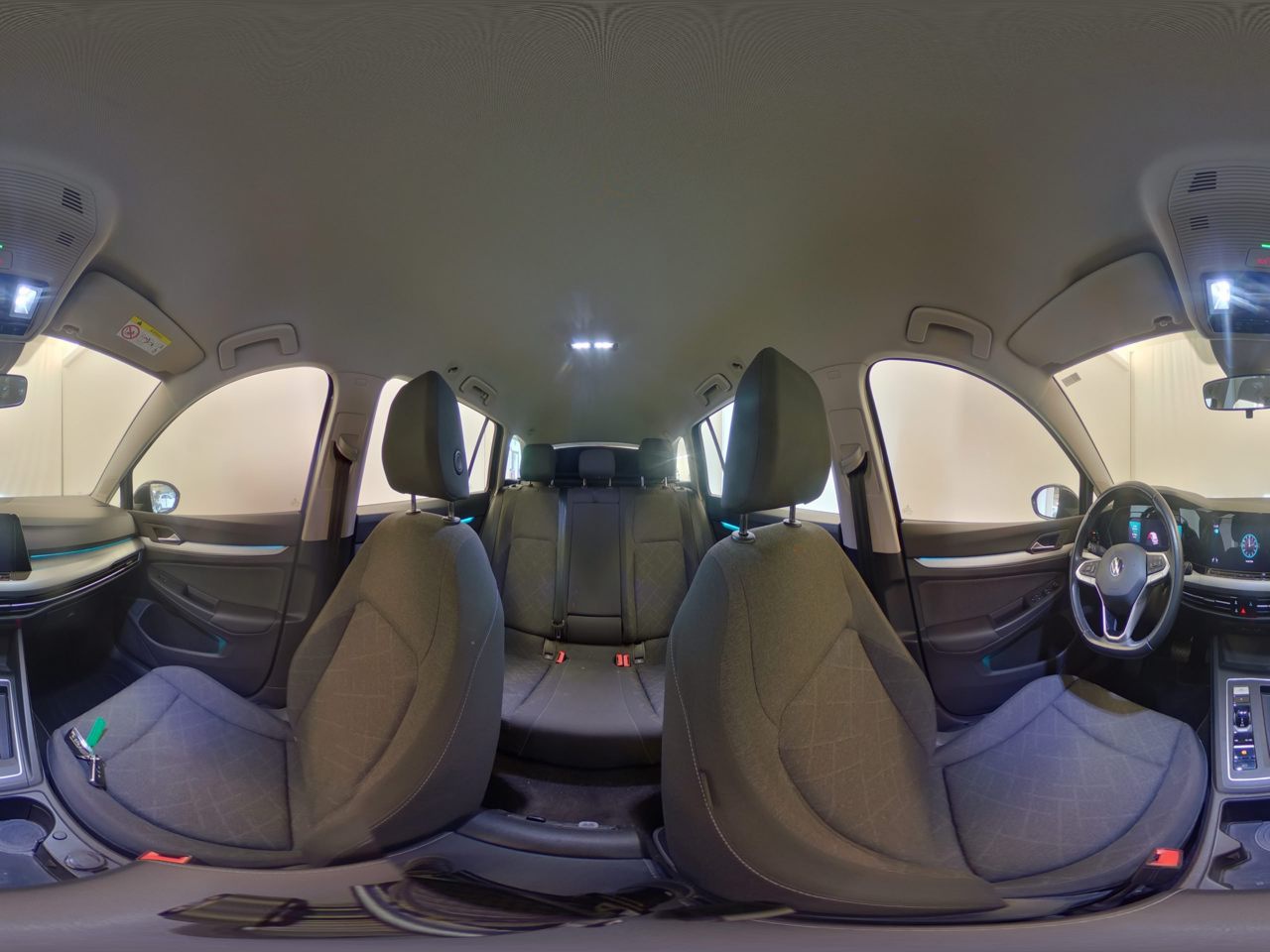 Volkswagen Golf-8 Var. 2.0 TDI Life NAVI LED AID SHZ PDC 7
