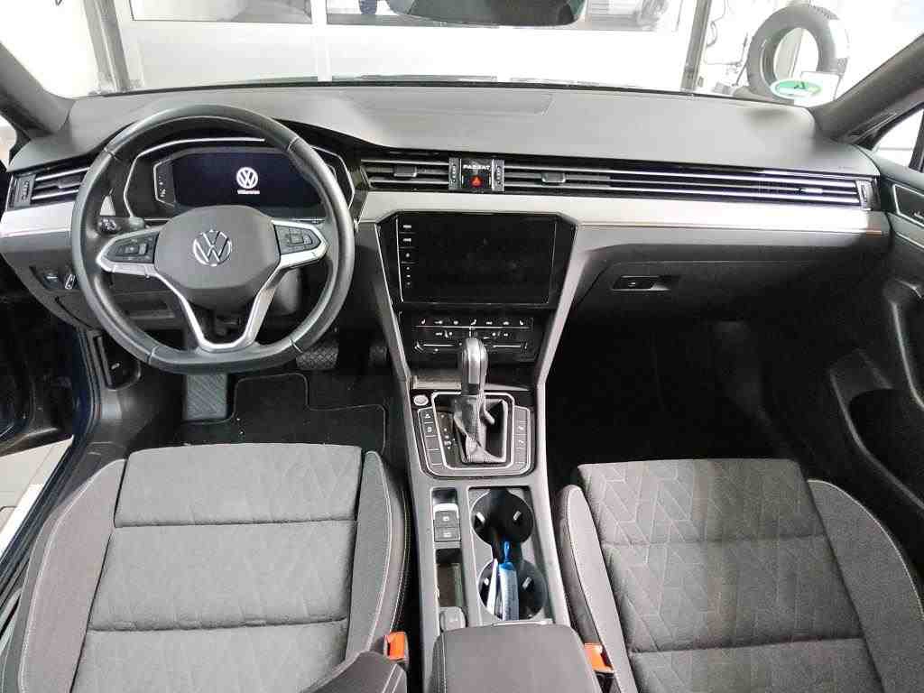 Volkswagen Passat Business NAVI LED AID PANO SHZ 5