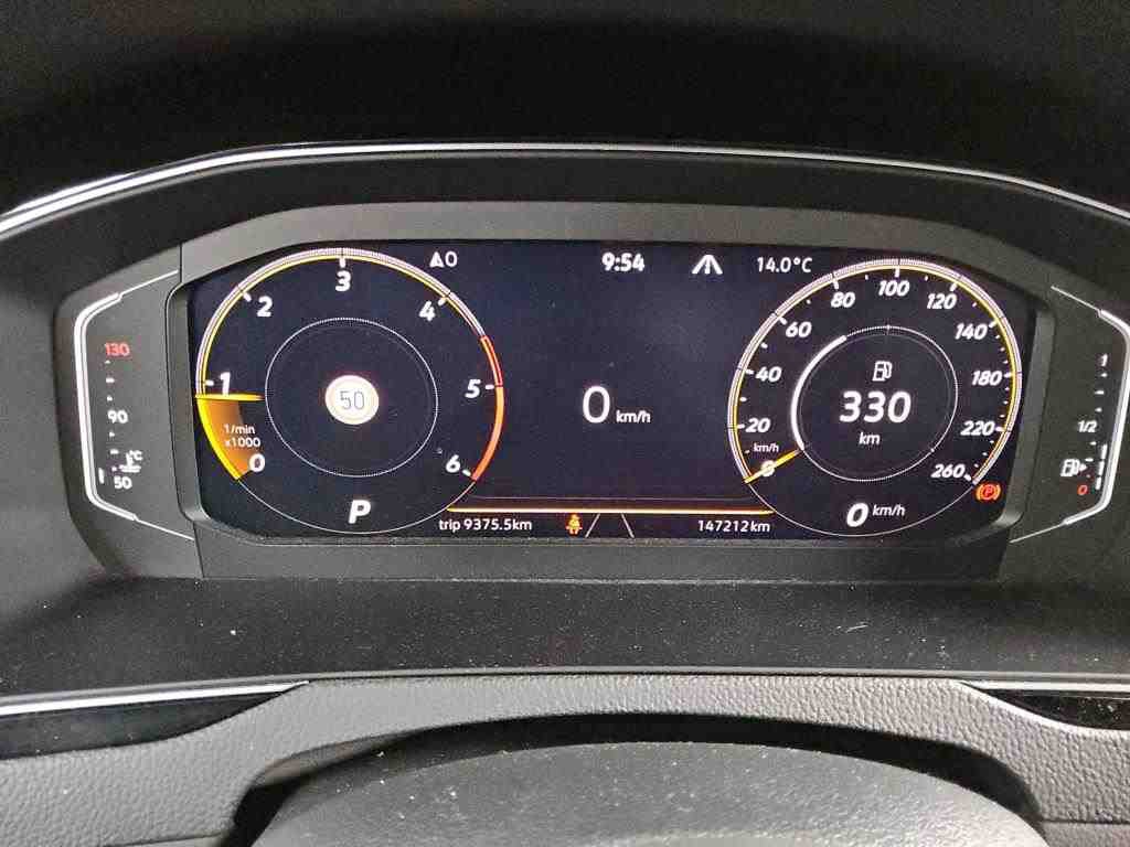 Volkswagen Passat Business NAVI LED AID PANO SHZ 8