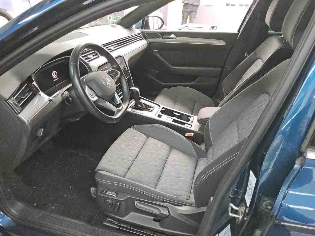 Volkswagen Passat Business NAVI LED AID PANO SHZ 6