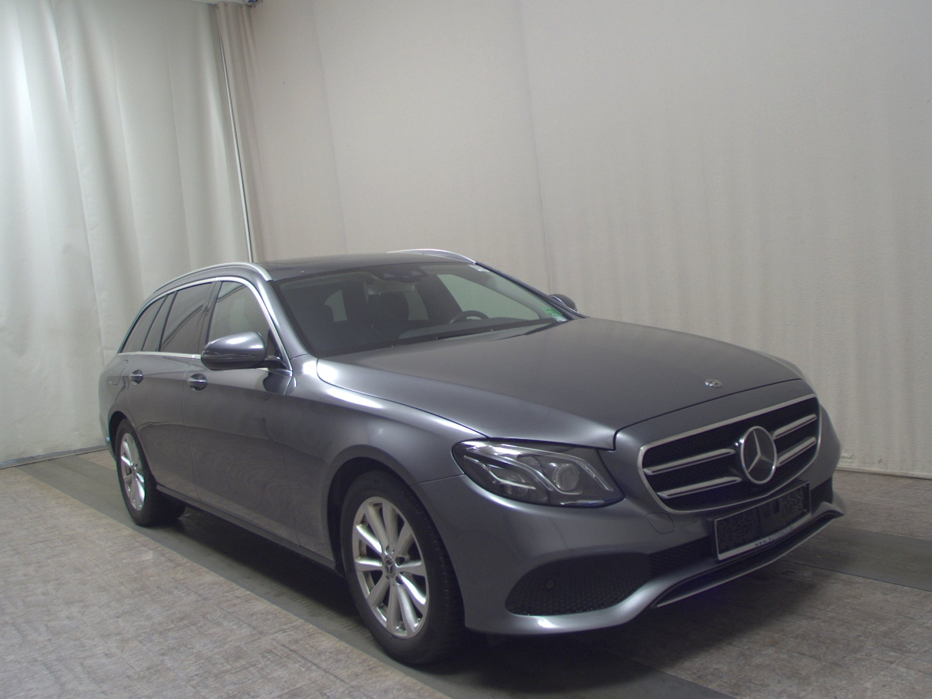 Mercedes-Benz E 300 T d Avantgarde Navi Multibeam GSD AHK RFK 3