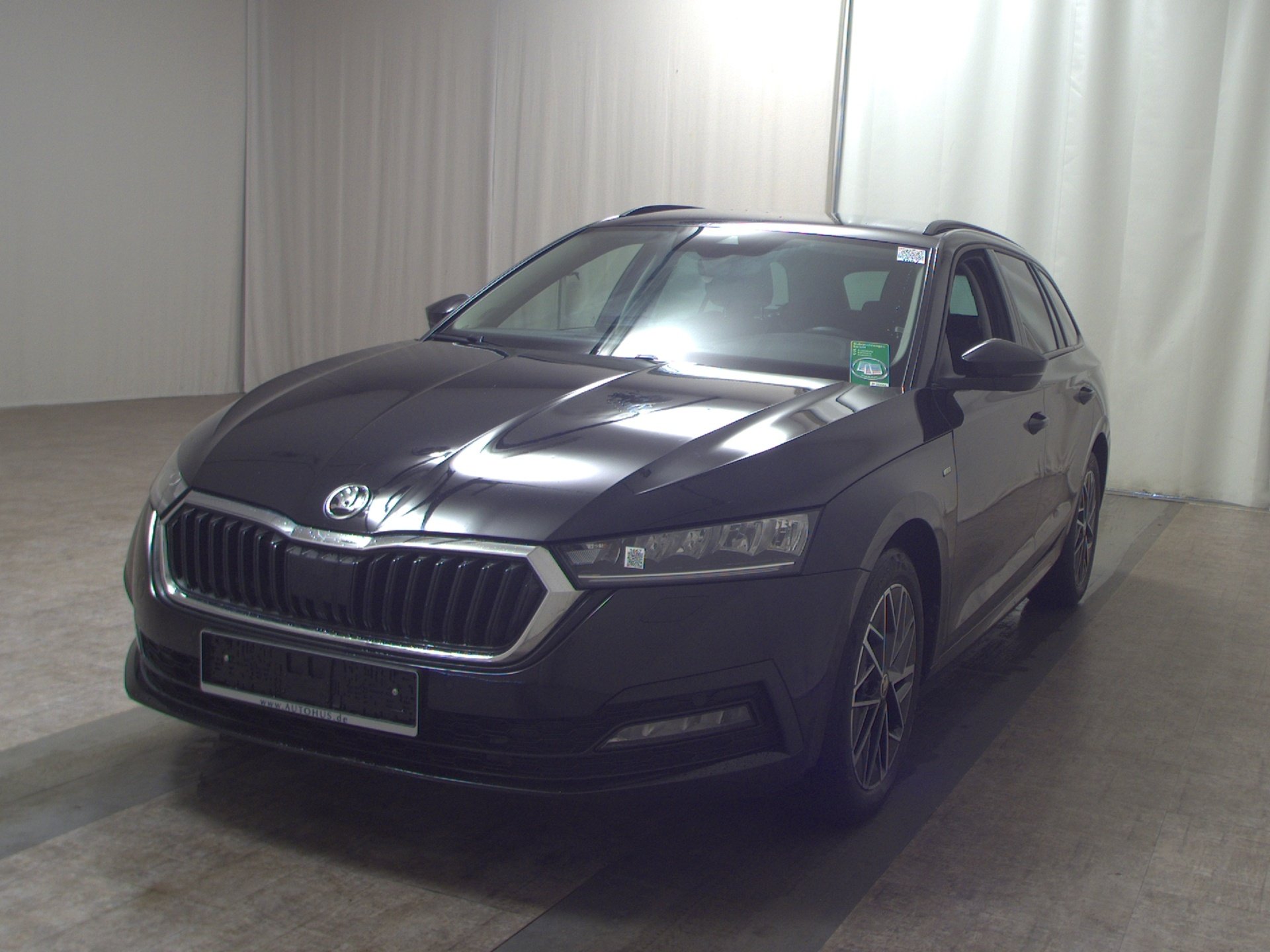 Skoda Octavia Kombi 2.0 TDI Clever Navi LED vc RfK PDC 2