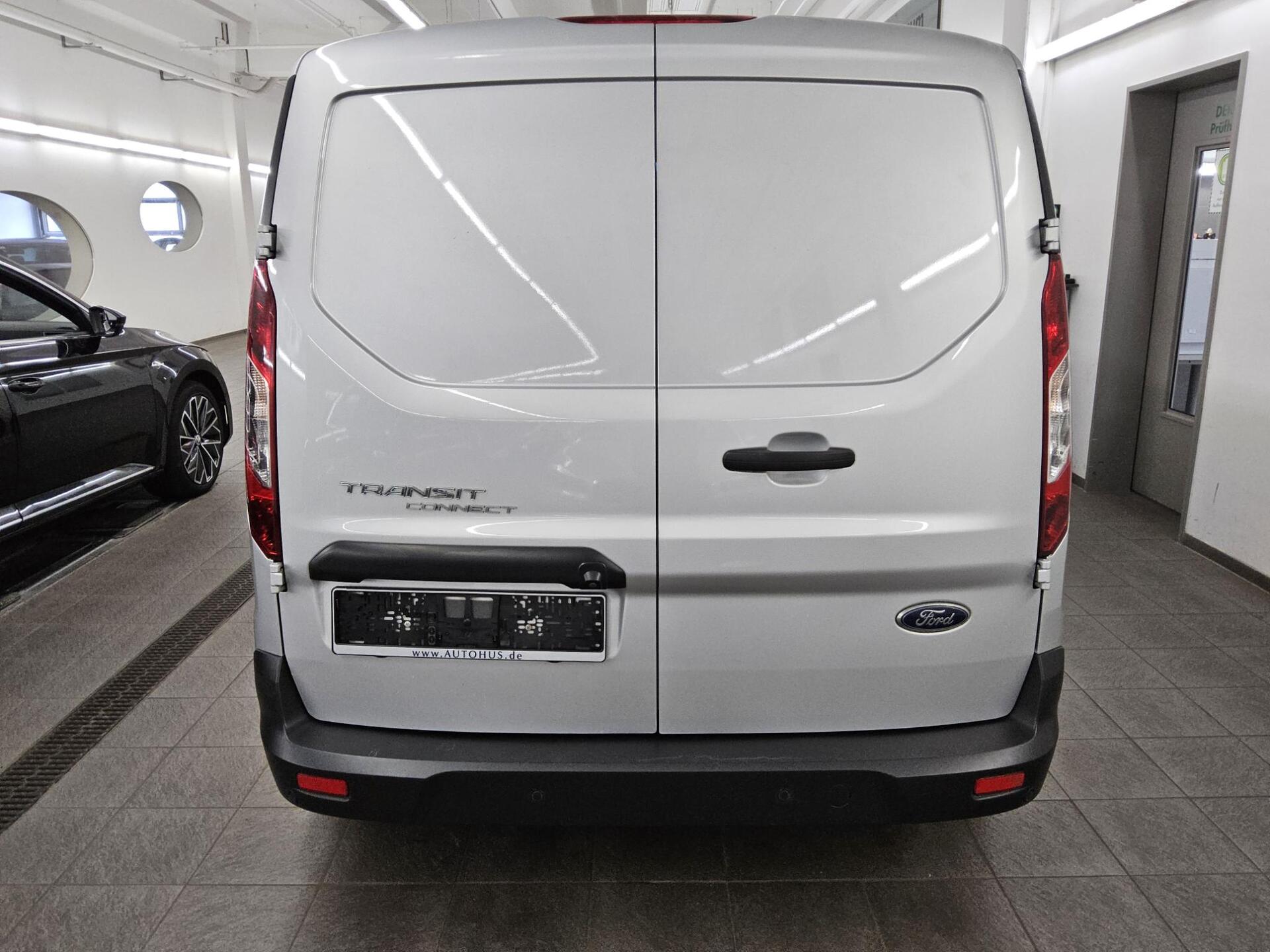 Ford Transit Connect 1.5 EB Trend 3-Sitzer Navi 10