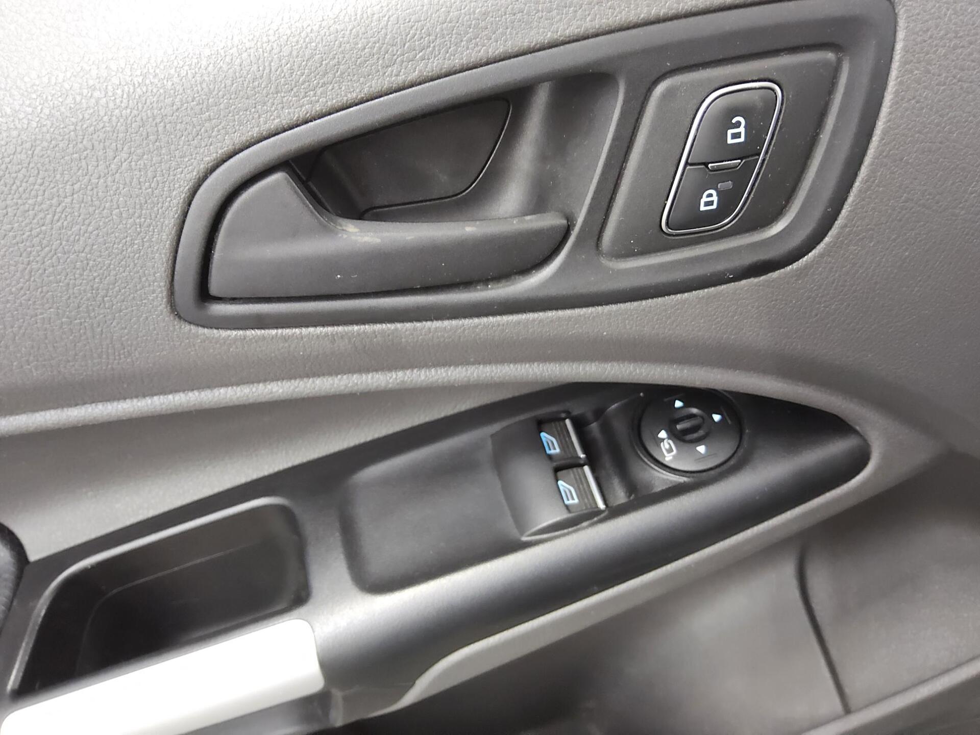Ford Transit Connect 1.5 EB Trend 3-Sitzer Navi 9