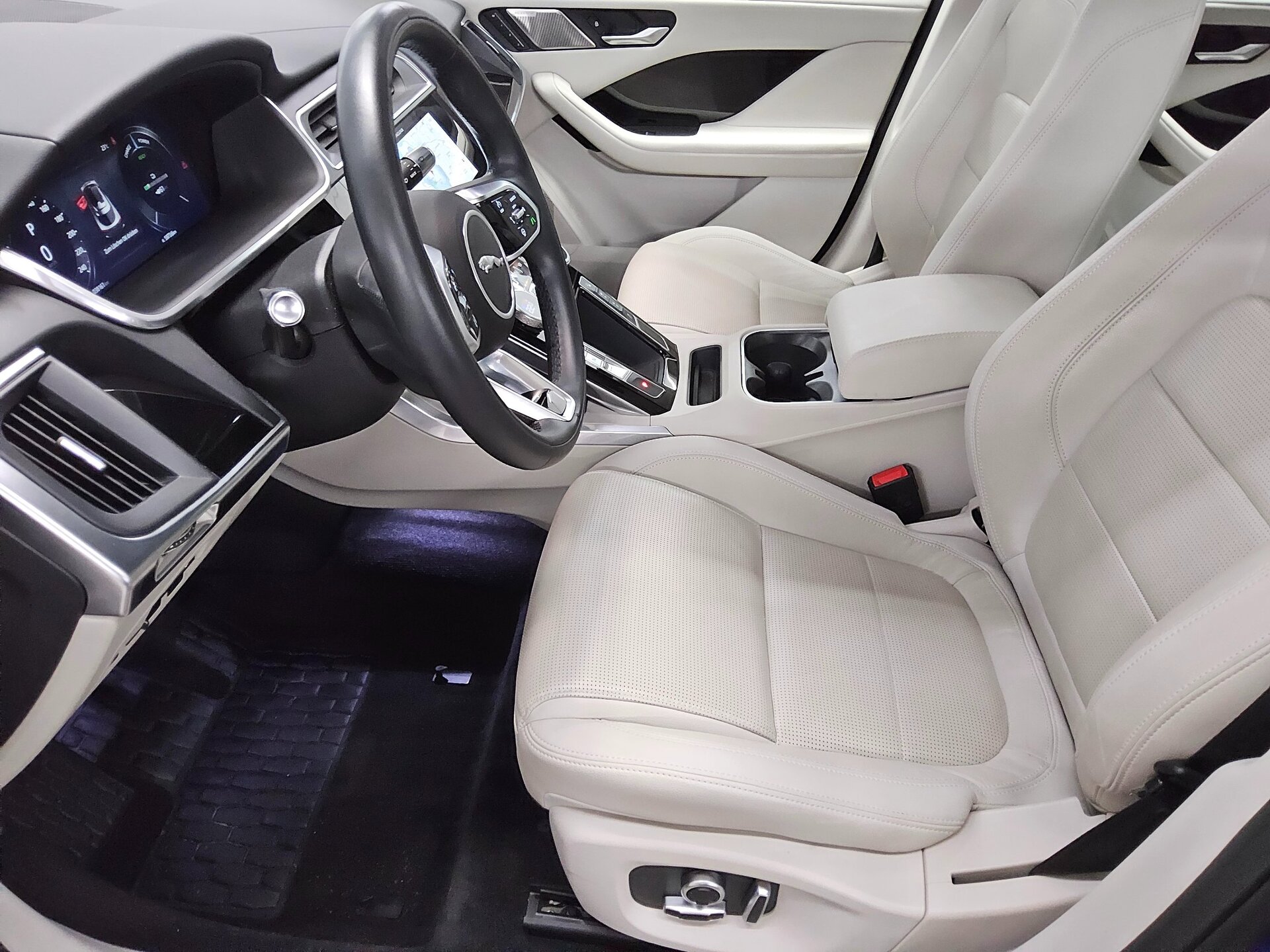 Jaguar I-Pace EV400 AWD Leder Navi LED Pano Meridian HuD 9