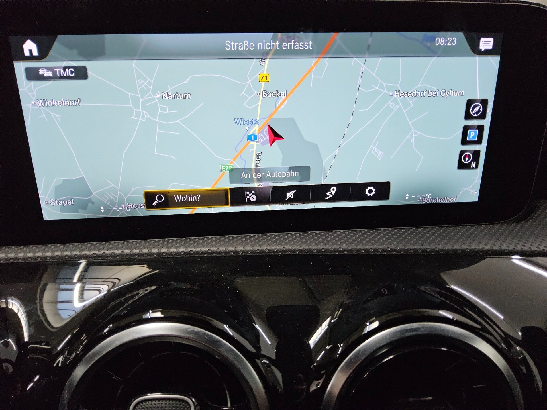 Mercedes-Benz A 200 d AMG-Line T-Leder Navi LED 7