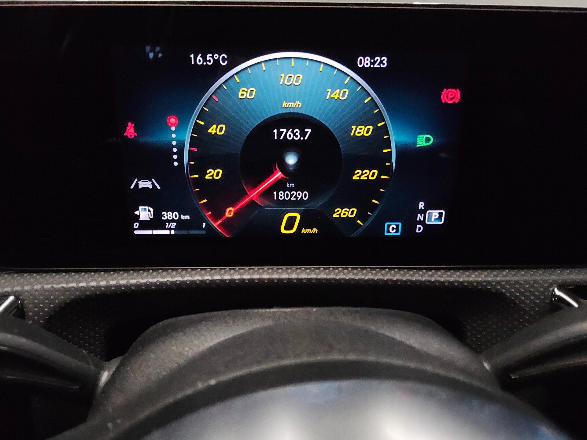 Mercedes-Benz A 200 d AMG-Line T-Leder Navi LED 8
