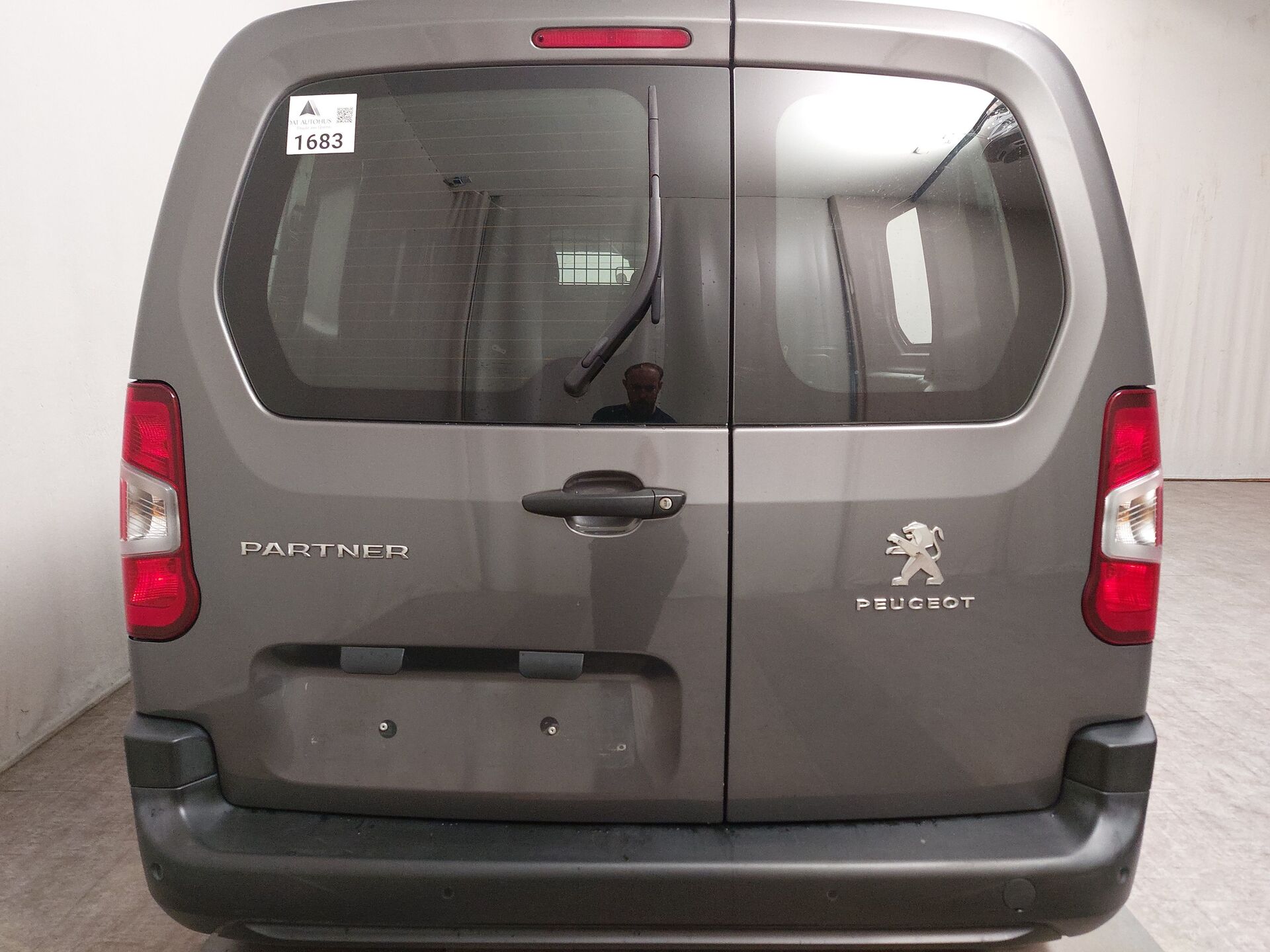 Peugeot Partner 1.5 BlueHDI L1 Kasten NAVI KLIMA RADIO TEMPO VC 6