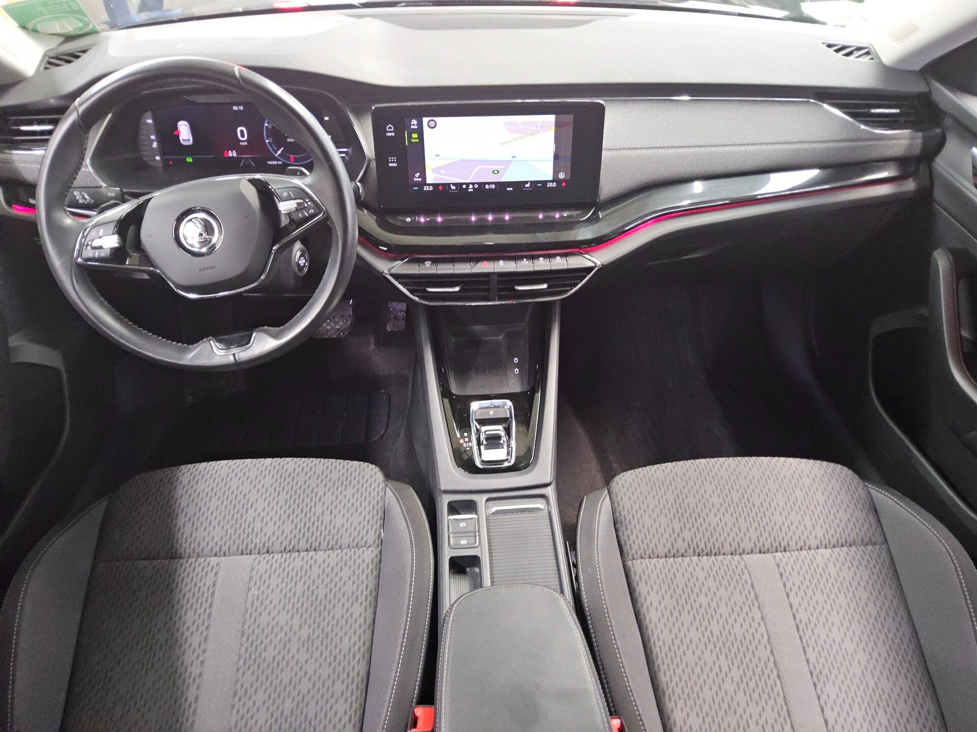 Skoda Octavia Kombi 2.0 TDI Style AHK Navi LED vc ACC 5