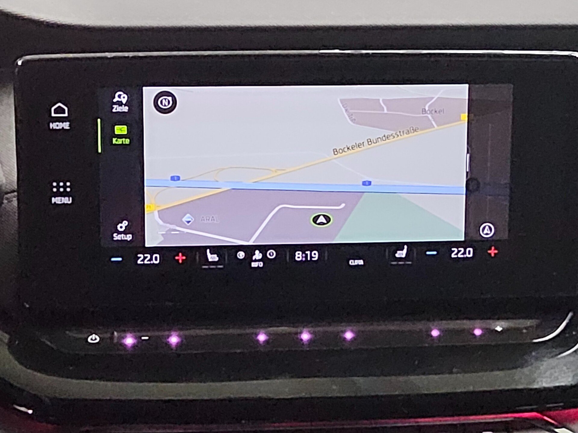 Skoda Octavia Kombi 2.0 TDI Style AHK Navi LED vc ACC 7