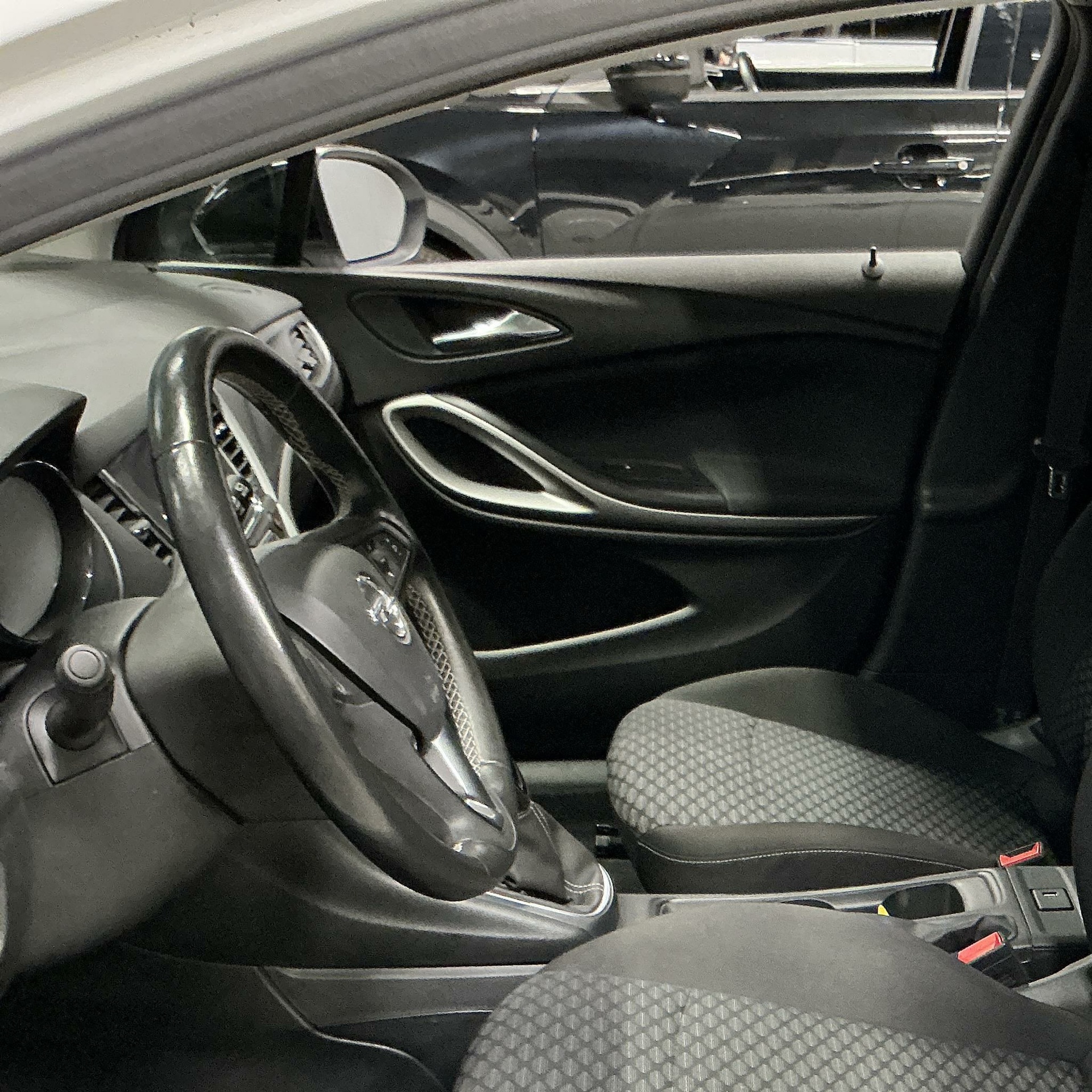 Opel Astra 1.2 Turbo Edition RADIO TEMPO 6