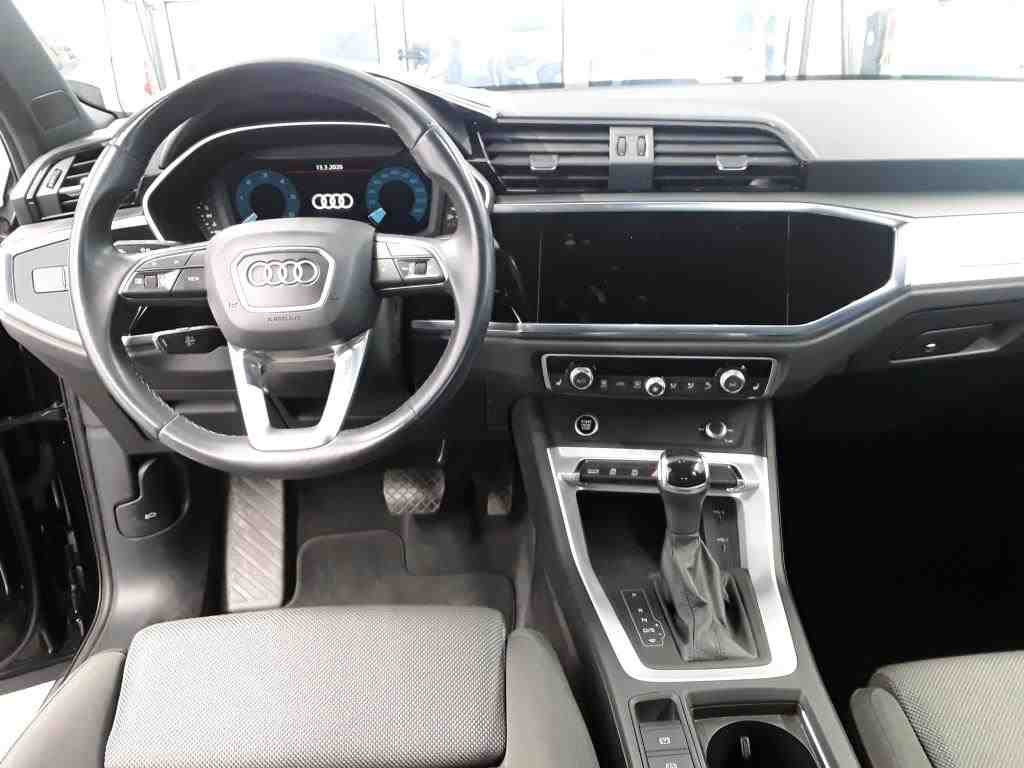 Audi Q3 2.0 TDI S-Line NAVI LED VIRTUAL SPORTSITZE SHZ 5